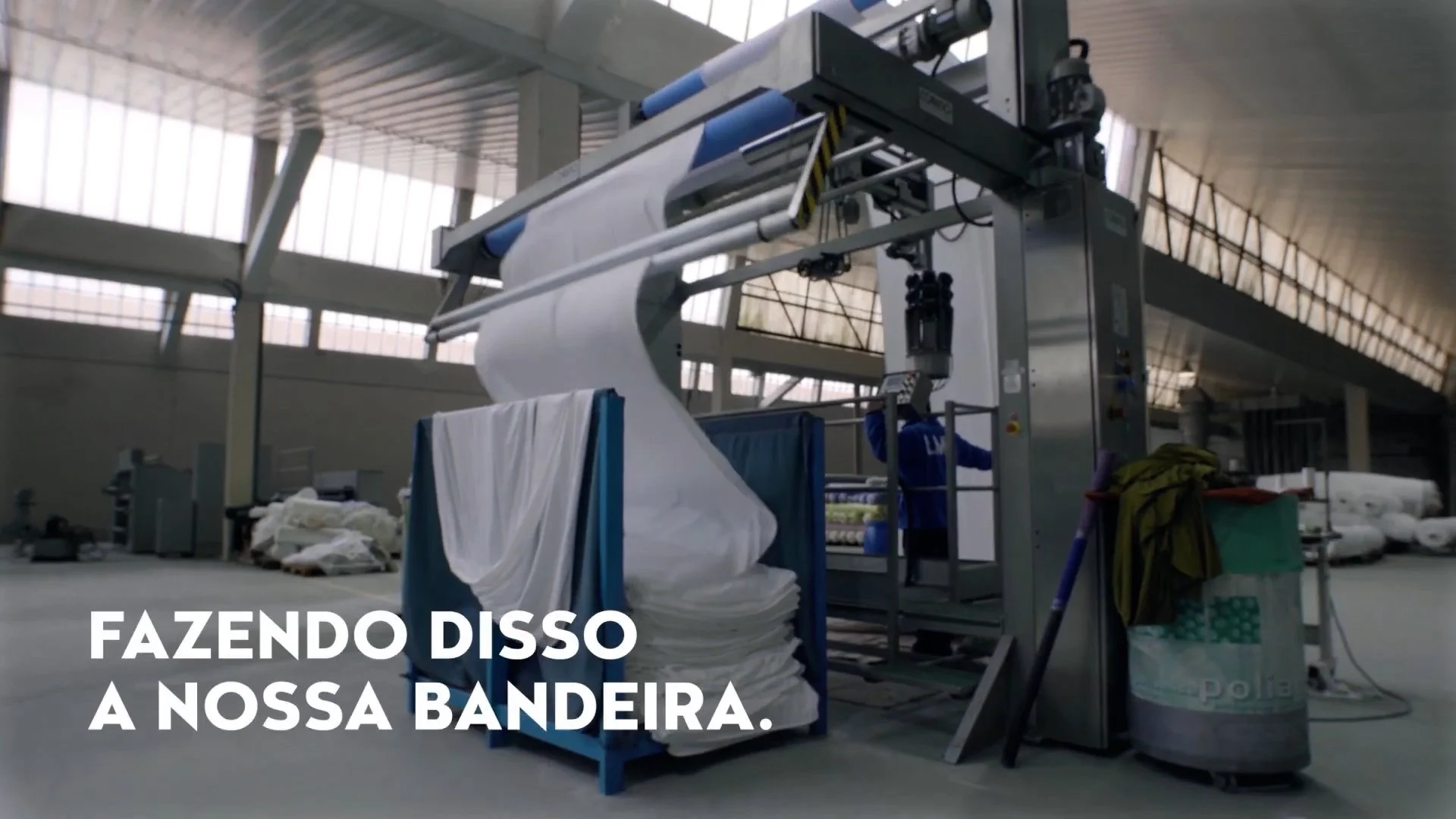 Câmara_Municipal_de_Lisboa__Conheça_a_primeira_bandeira_nacional_sustentável.mp4.00_00_58_04.Still004.jpg