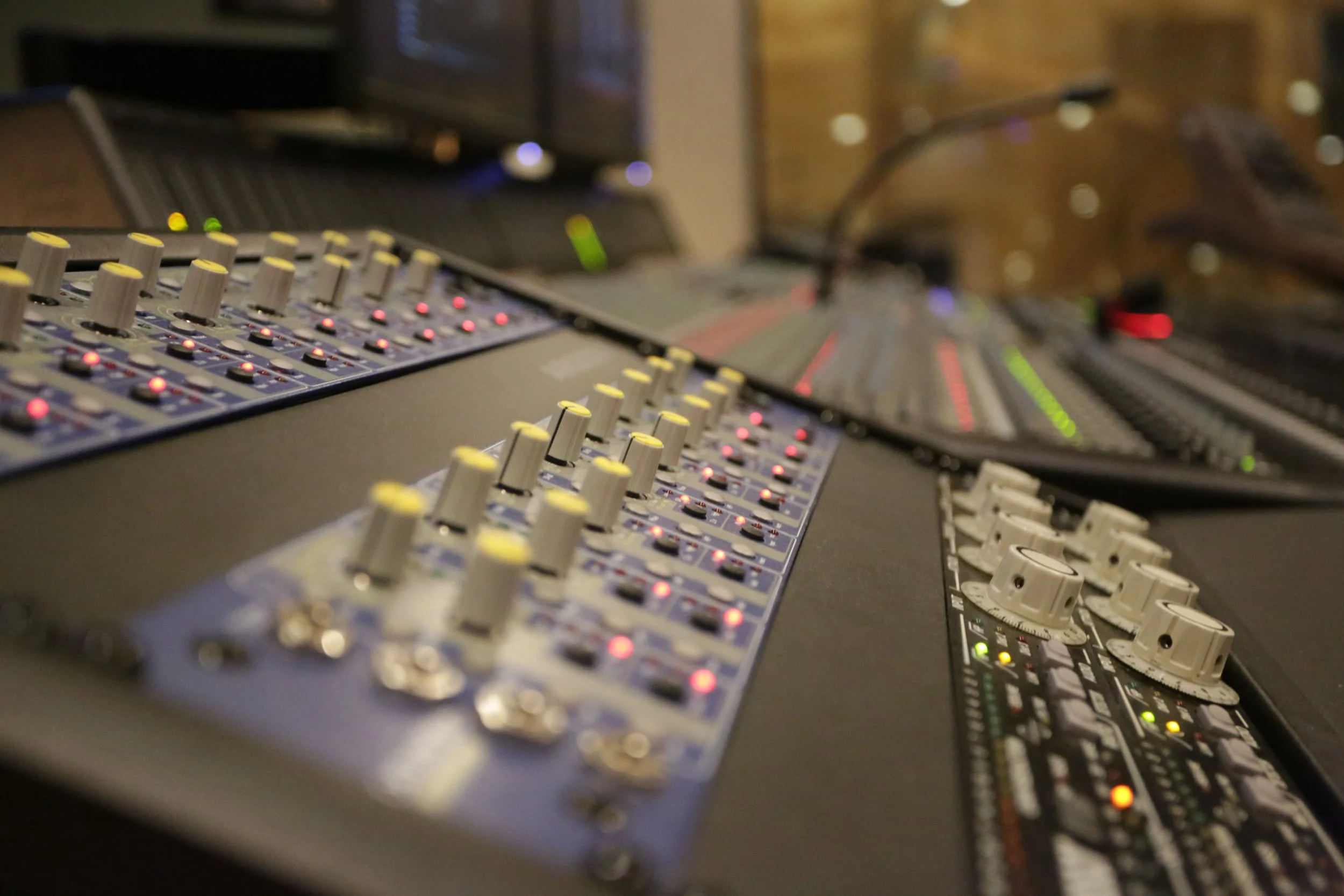 How to Choose a Recording Studio