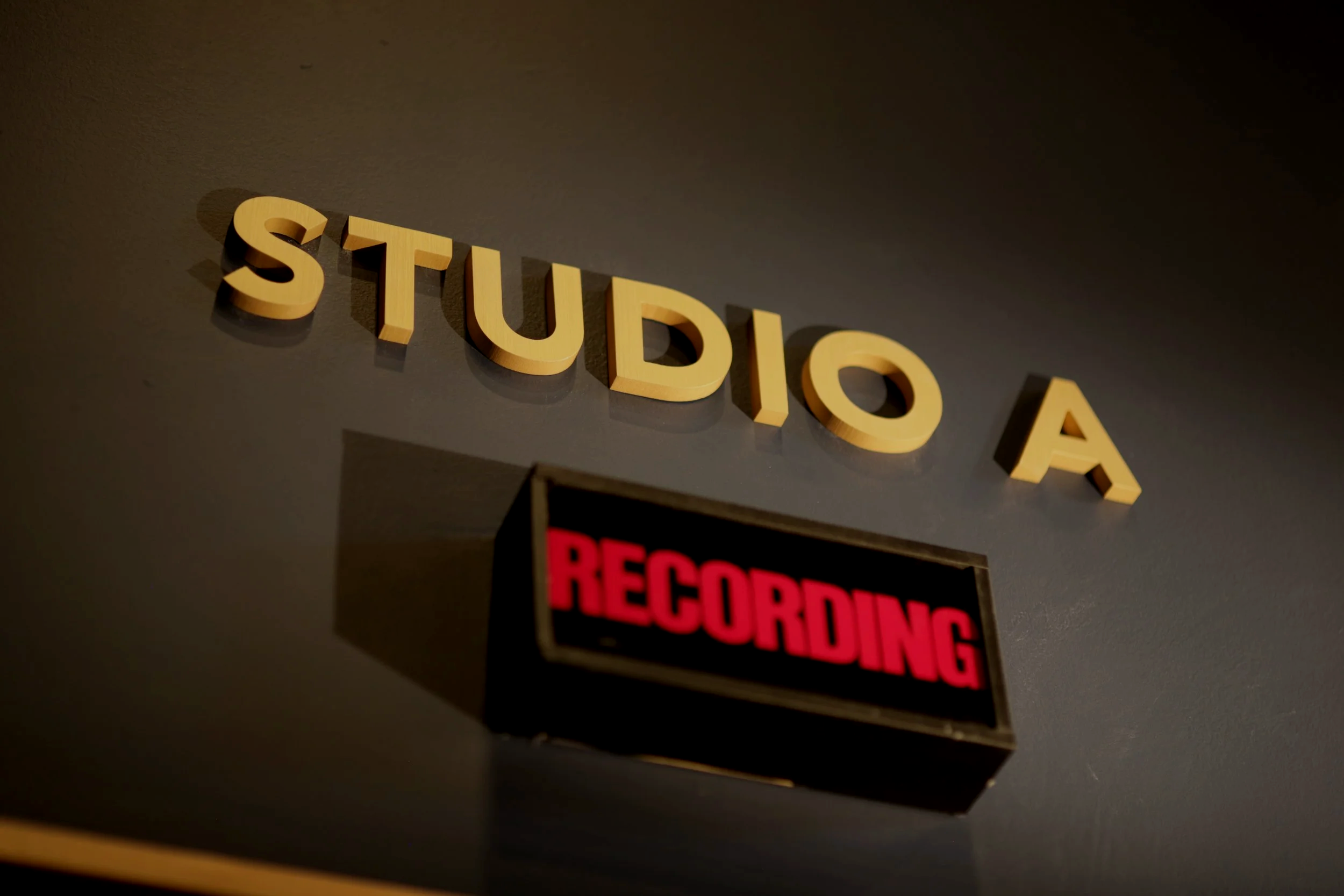 What Questions Should I Ask a Recording Studio?