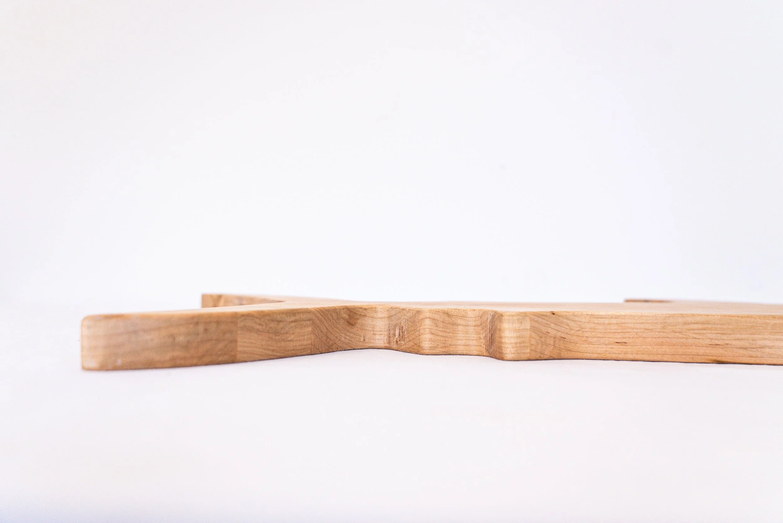 rustic yankee for sale - charcuterie cutting board great white shark ambrosia maple wood (5).jpg
