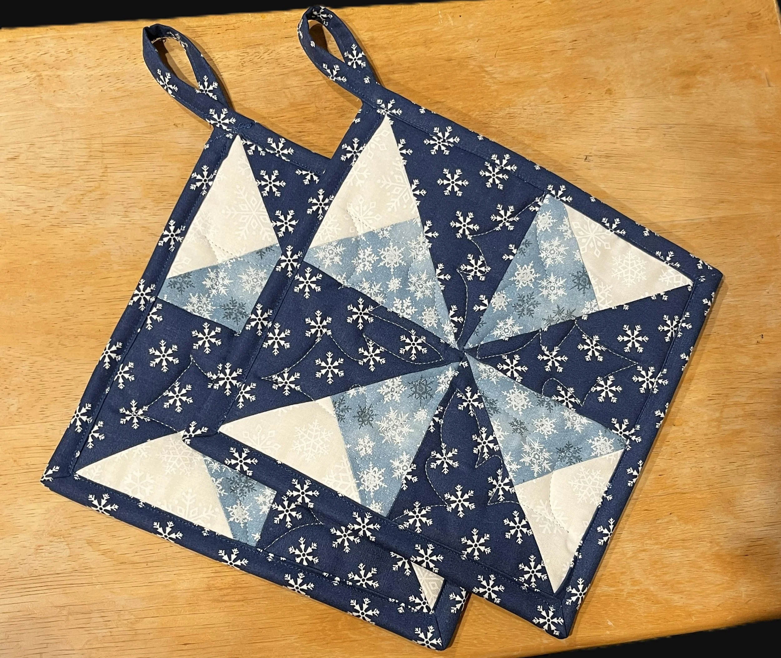 January Frosted Snowflake Star Quilted Hot Pads