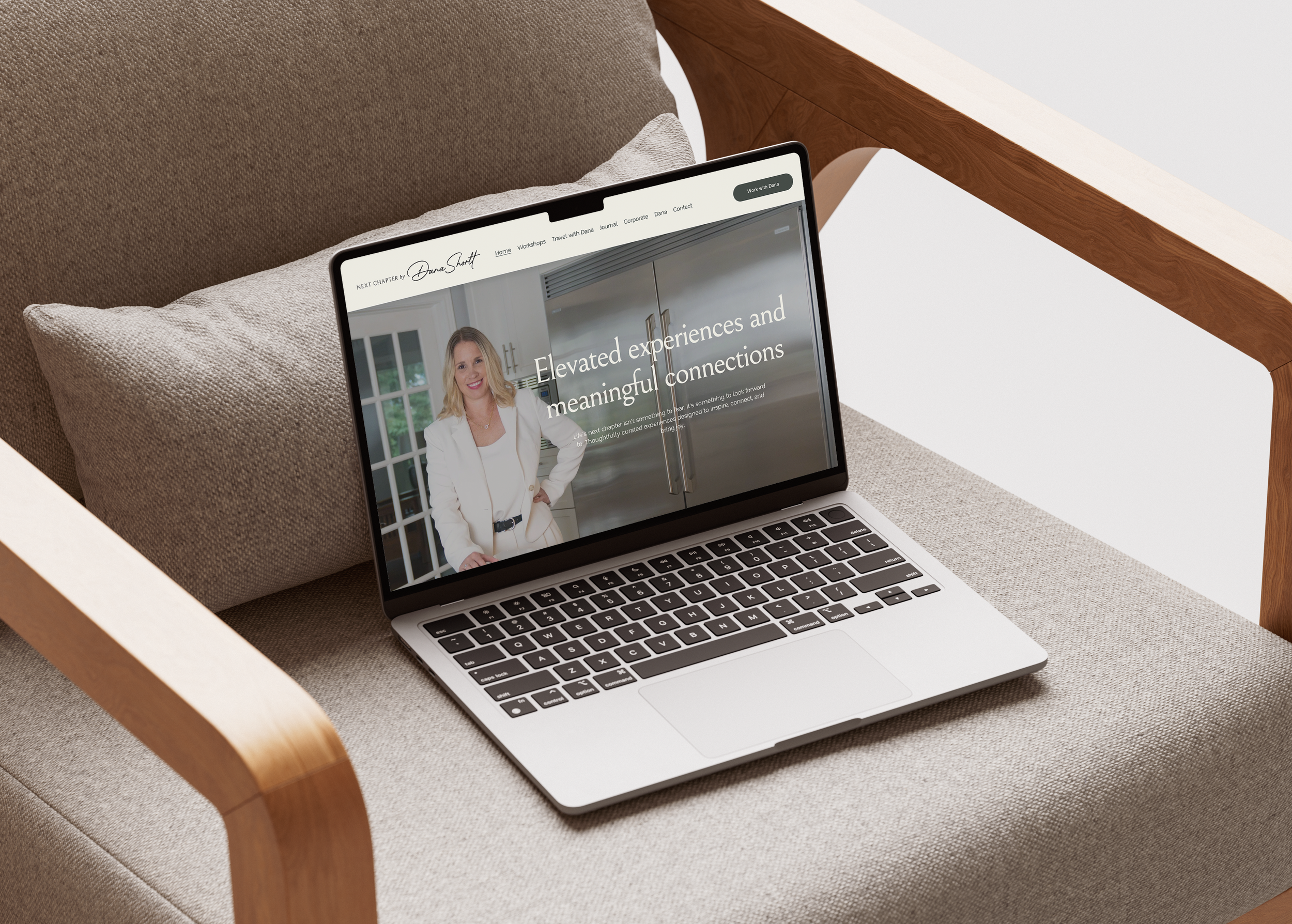 MacBook_on_Armchair_Mockup_1.png