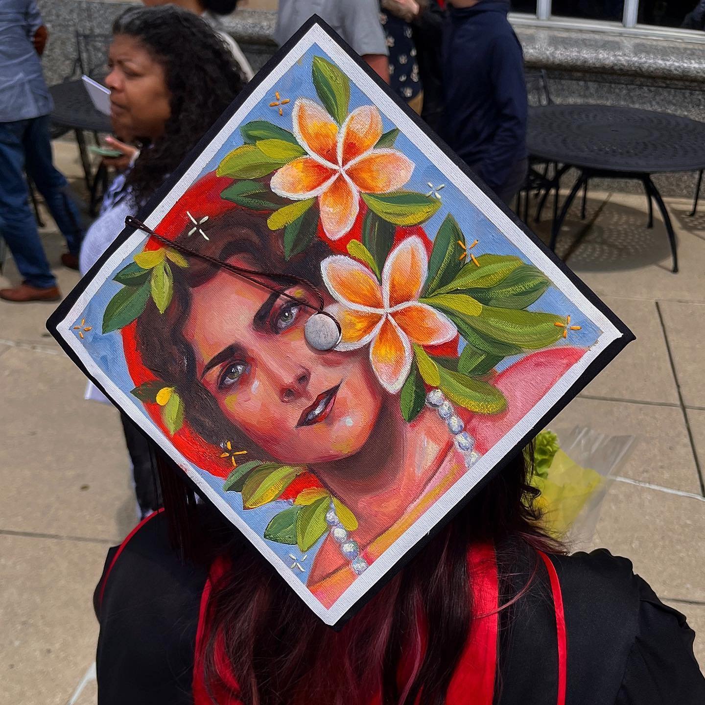 Although I technically graduated in December, I finally got to walk this weekend to celebrate my BFA in Illustration and Minor in Business with Summa Cum Laude honors.

I wanted to quickly share my graduation cap and share a little bit about the stor