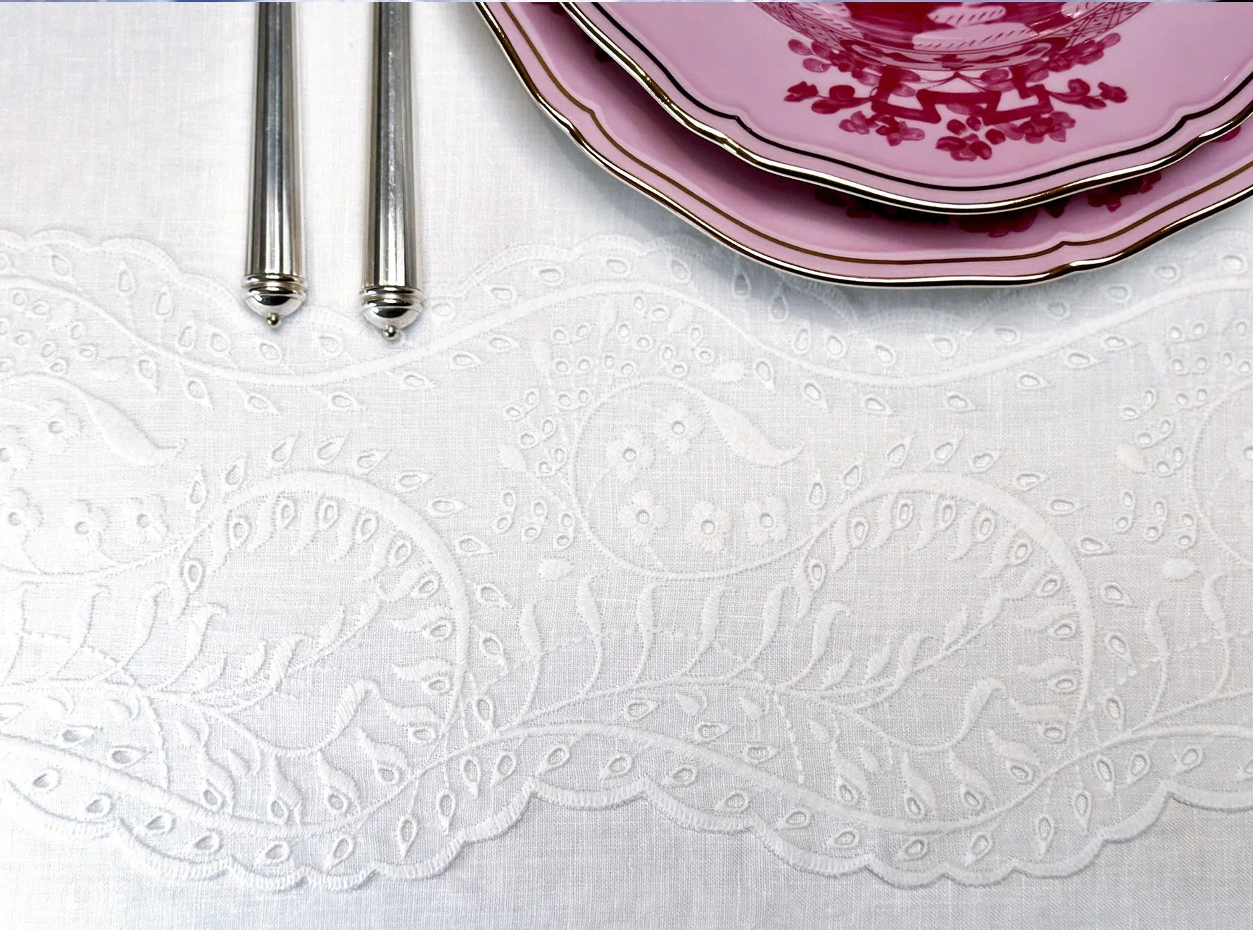 Summerill & Bishop 
Broderie Anglaise French Linen Tablecloth