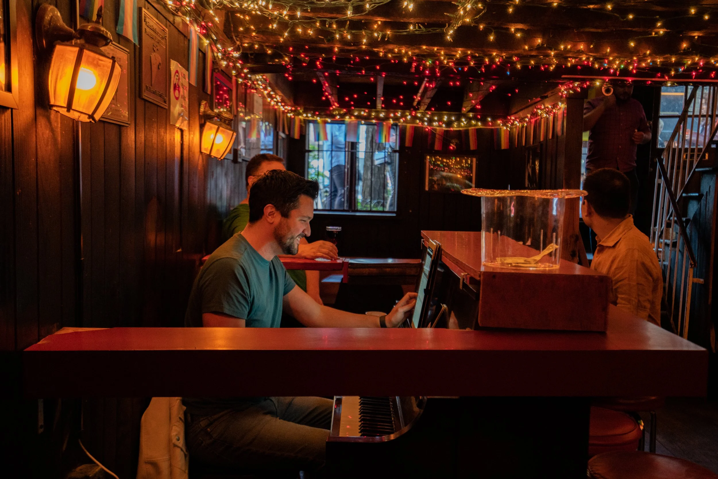 songs-of-silence-piano-bar-nyc-2.jpg