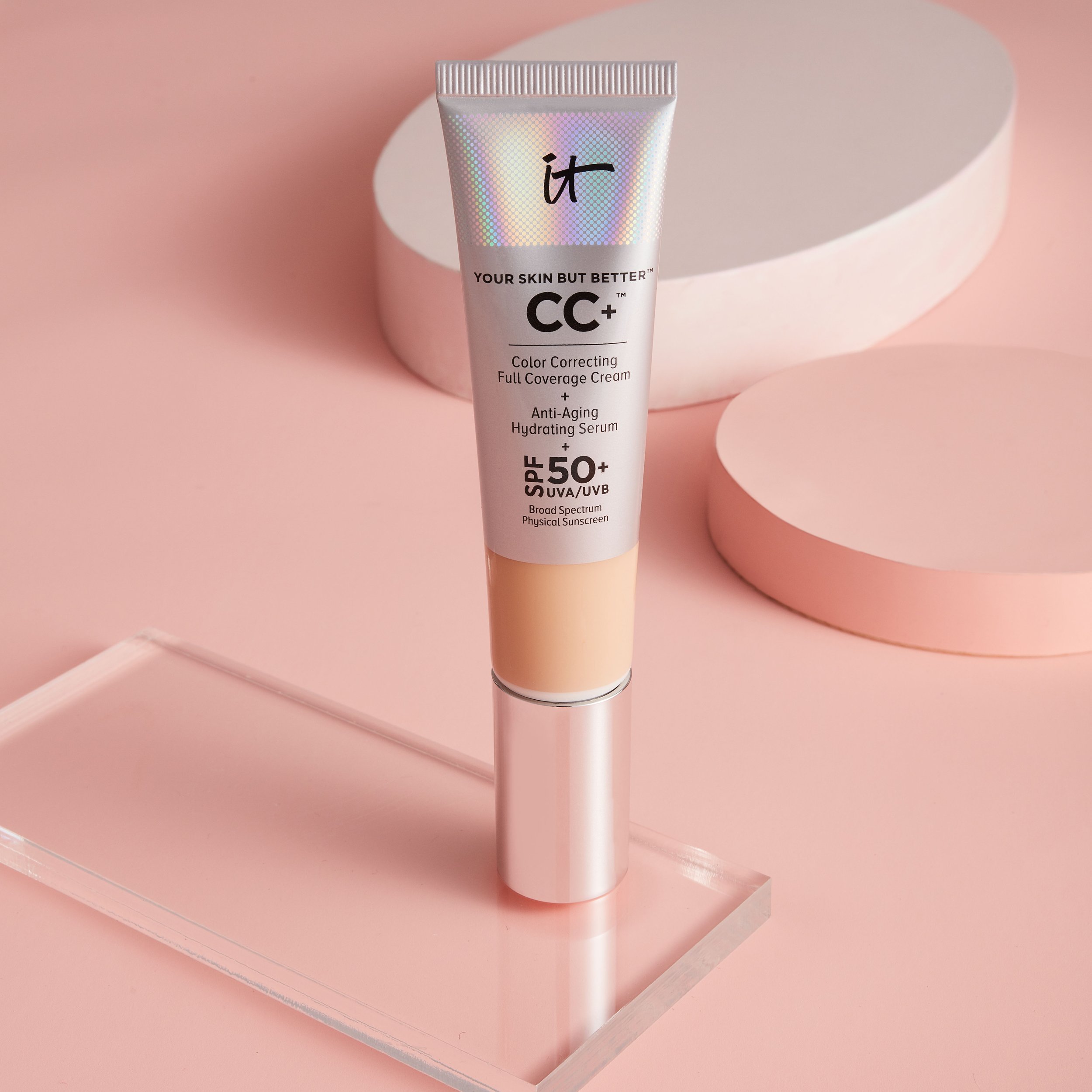 191204_itcosmetics_CCcream_Shot02_017_1x1.jpg