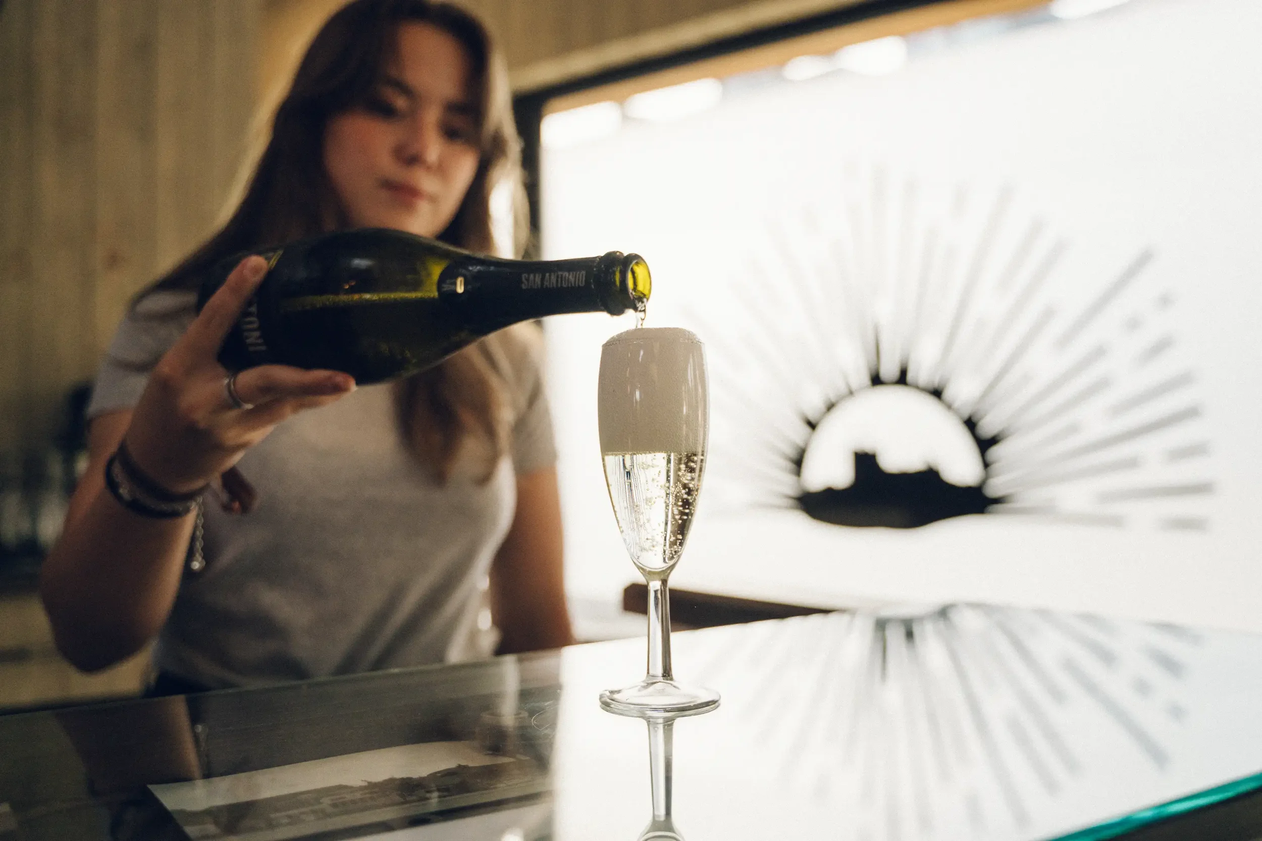 Serving Prosecco at Ymaes 