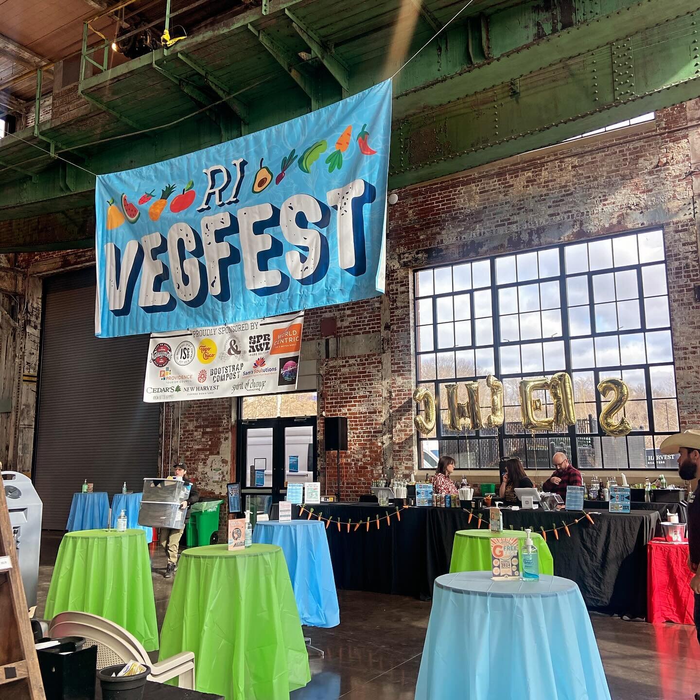 Hello Rhode Island! We&rsquo;re excited to be participating in @rivegfest this weekend! Hopefully some of you amazing people got tickets&mdash;a weekend full of tasty food, drinks, snack &amp; samples, and super cool people!

#plantcurious
