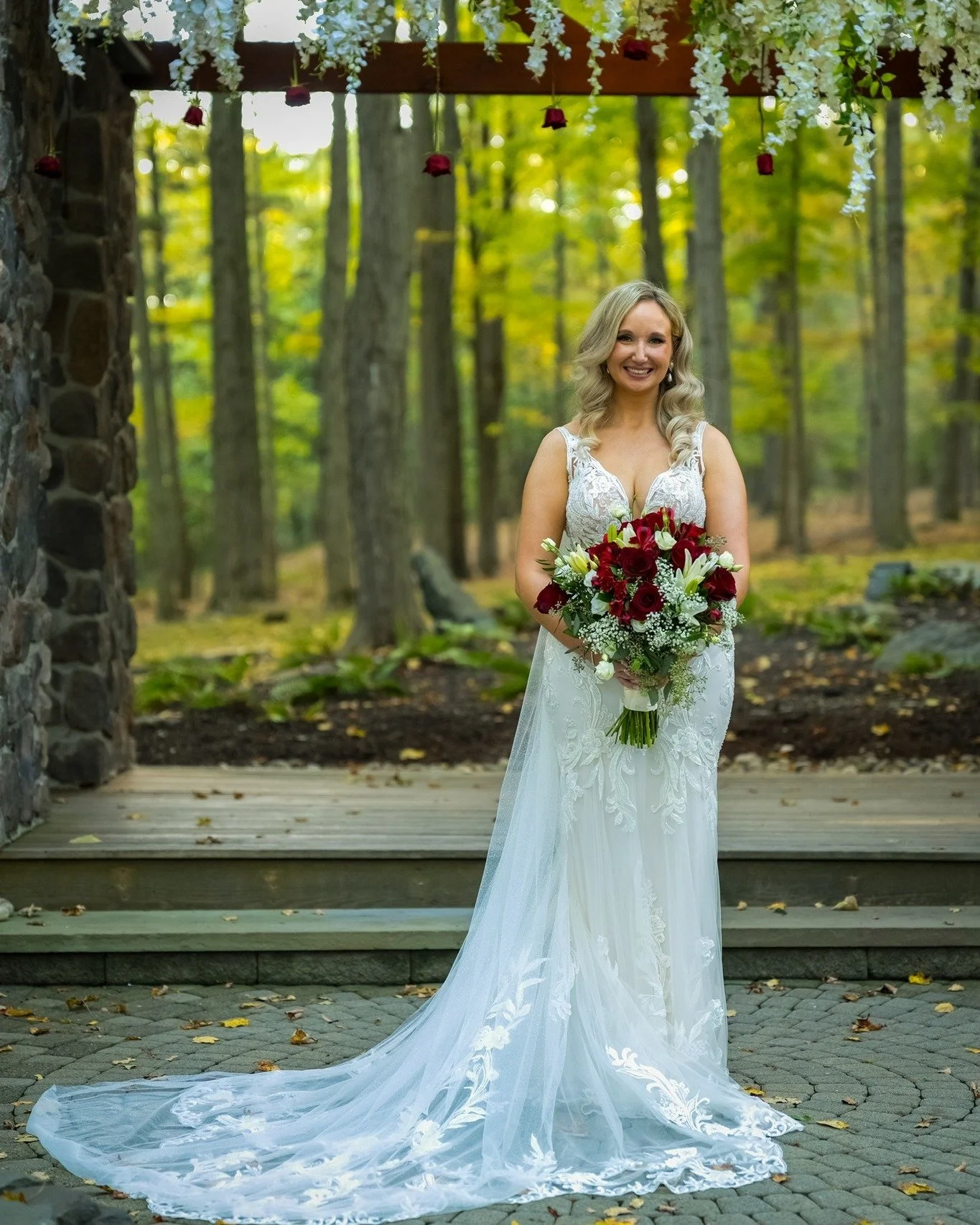 Why choose one when you can feel beautiful in two? Our beautiful Meagan had one gown for her church ceremony, another for her wedding celebration, each perfect for their own moment.

Photography: @joieeliephotography 
Hair: @pope_peta , @lynxhairloun