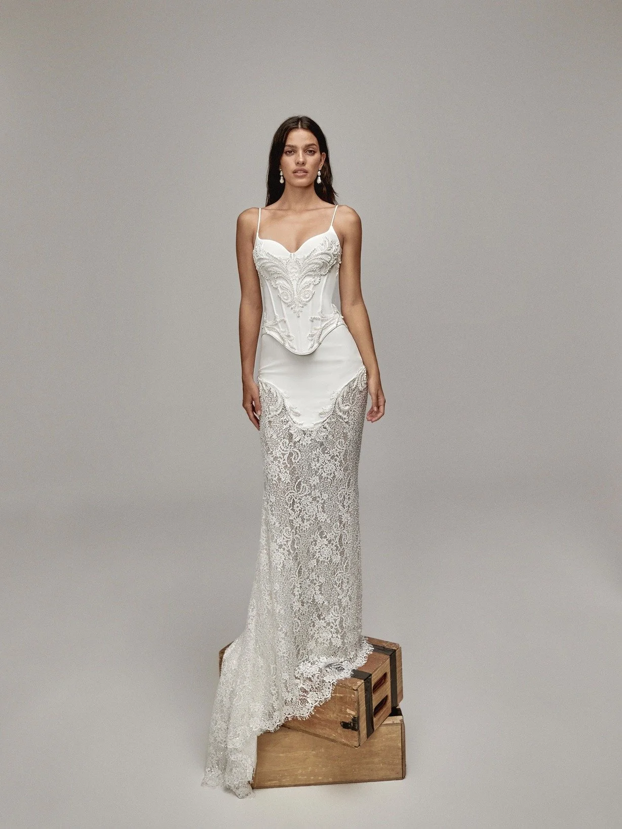 New gown alert: Benson Corset by Wona. Structured, flattering, and such a good statement piece, this corset is all about the fit and detail.

#SayYesToTheDress #New #princetonbridal #weddinginspo #bridal #Princeton #love