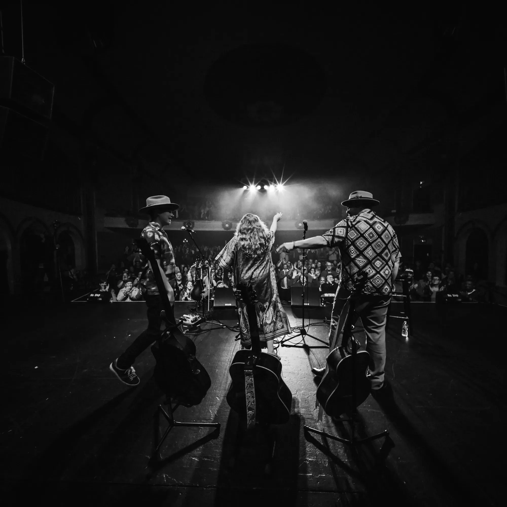 meta_eyJzcmNCdWNrZXQiOiJiemdsZmlsZXMif