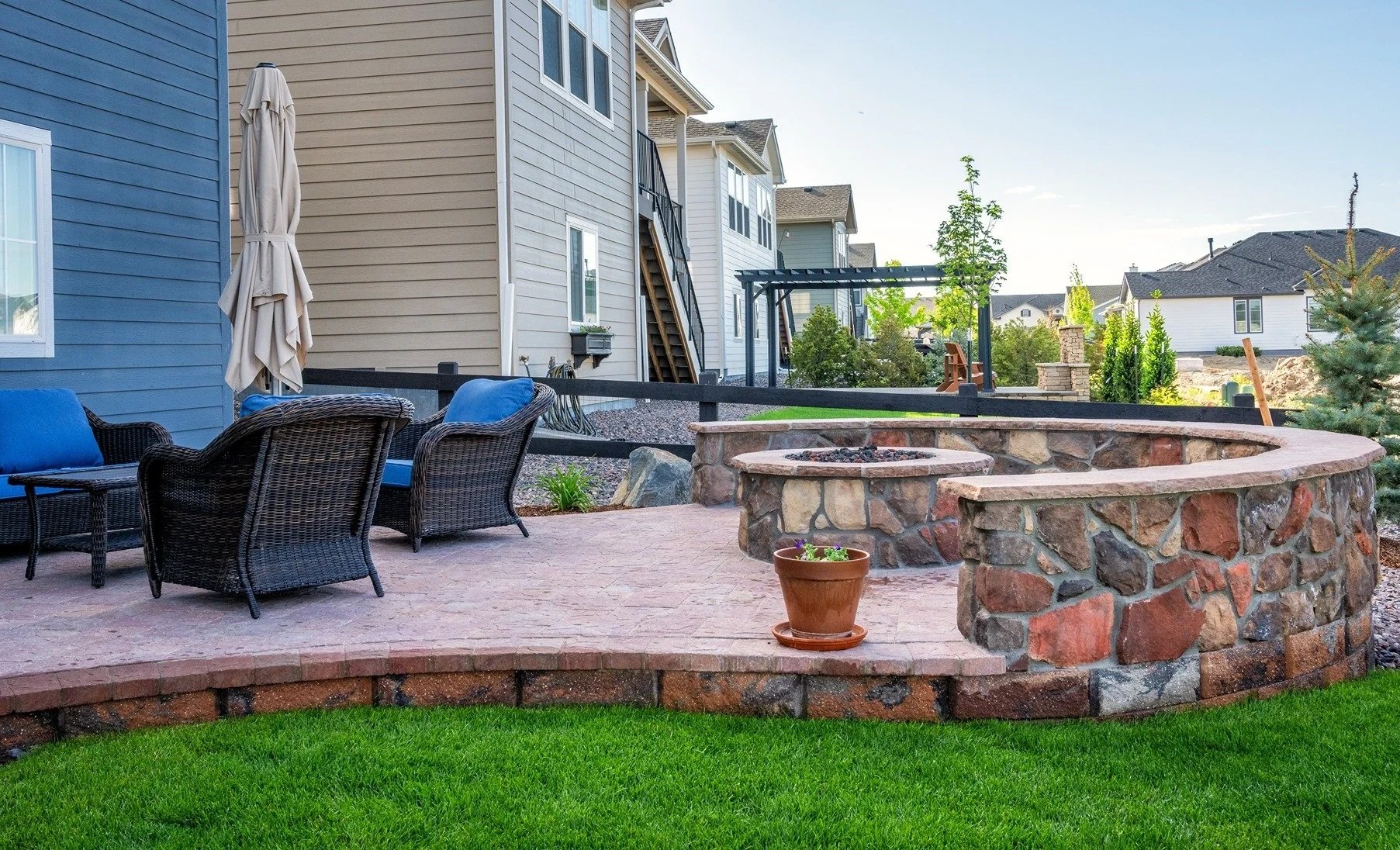 Landscape Construction in Littleton, CO: What to Build in Fall and Winter