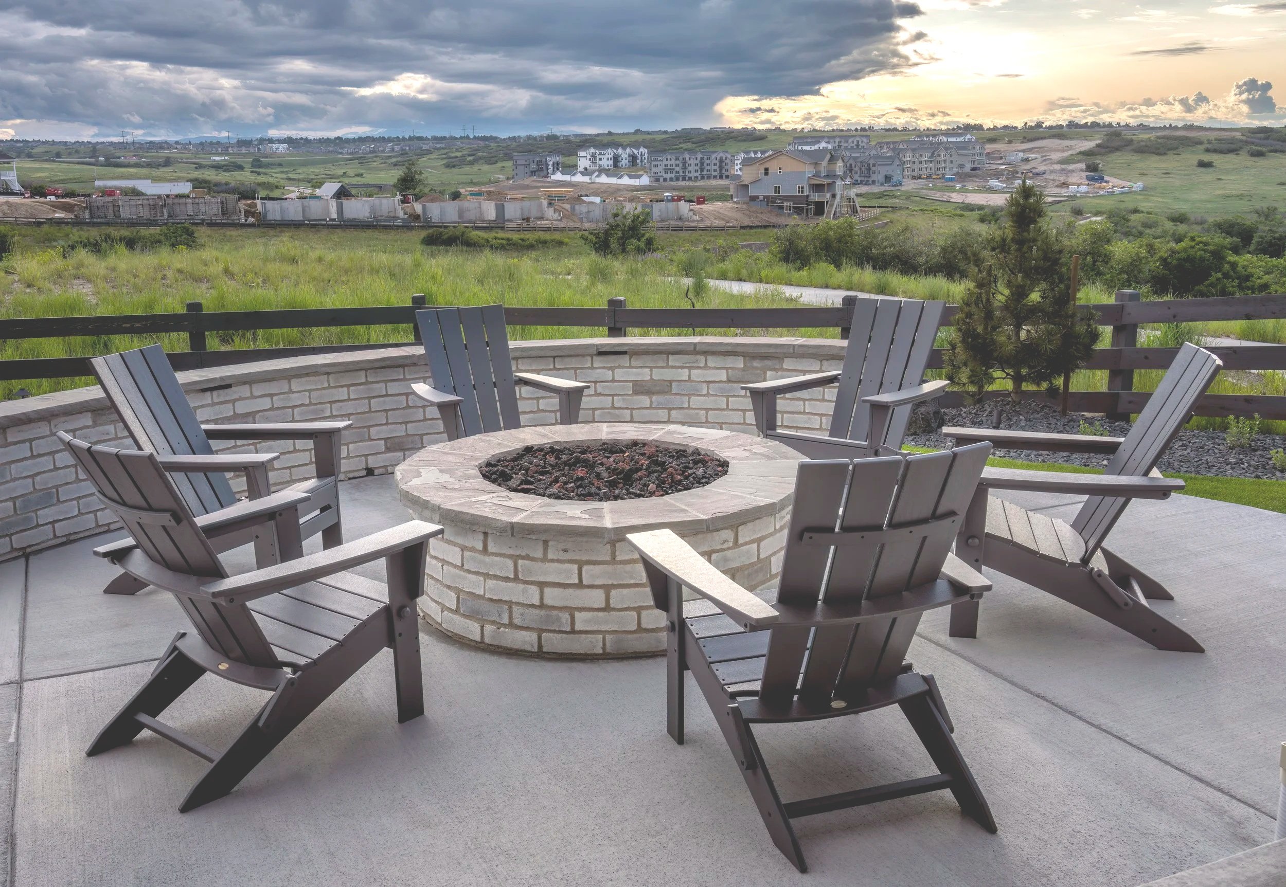 Fire pit 