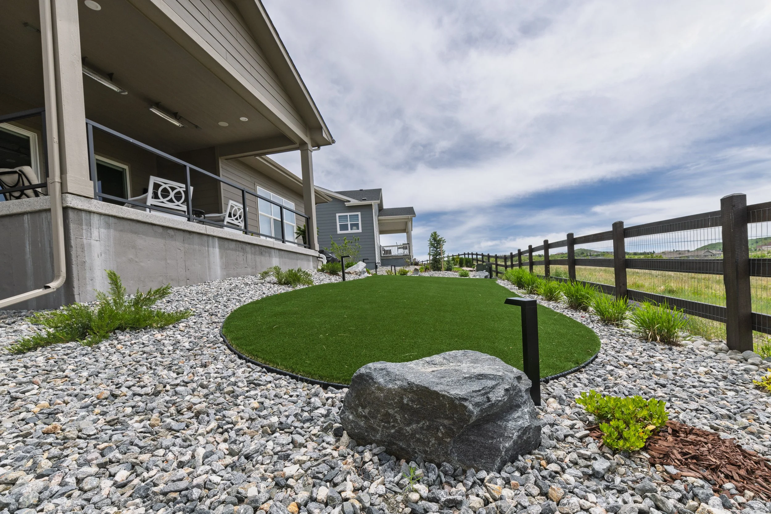 Enviroscapes - Matteazzi - Castle Rock-121.jpg