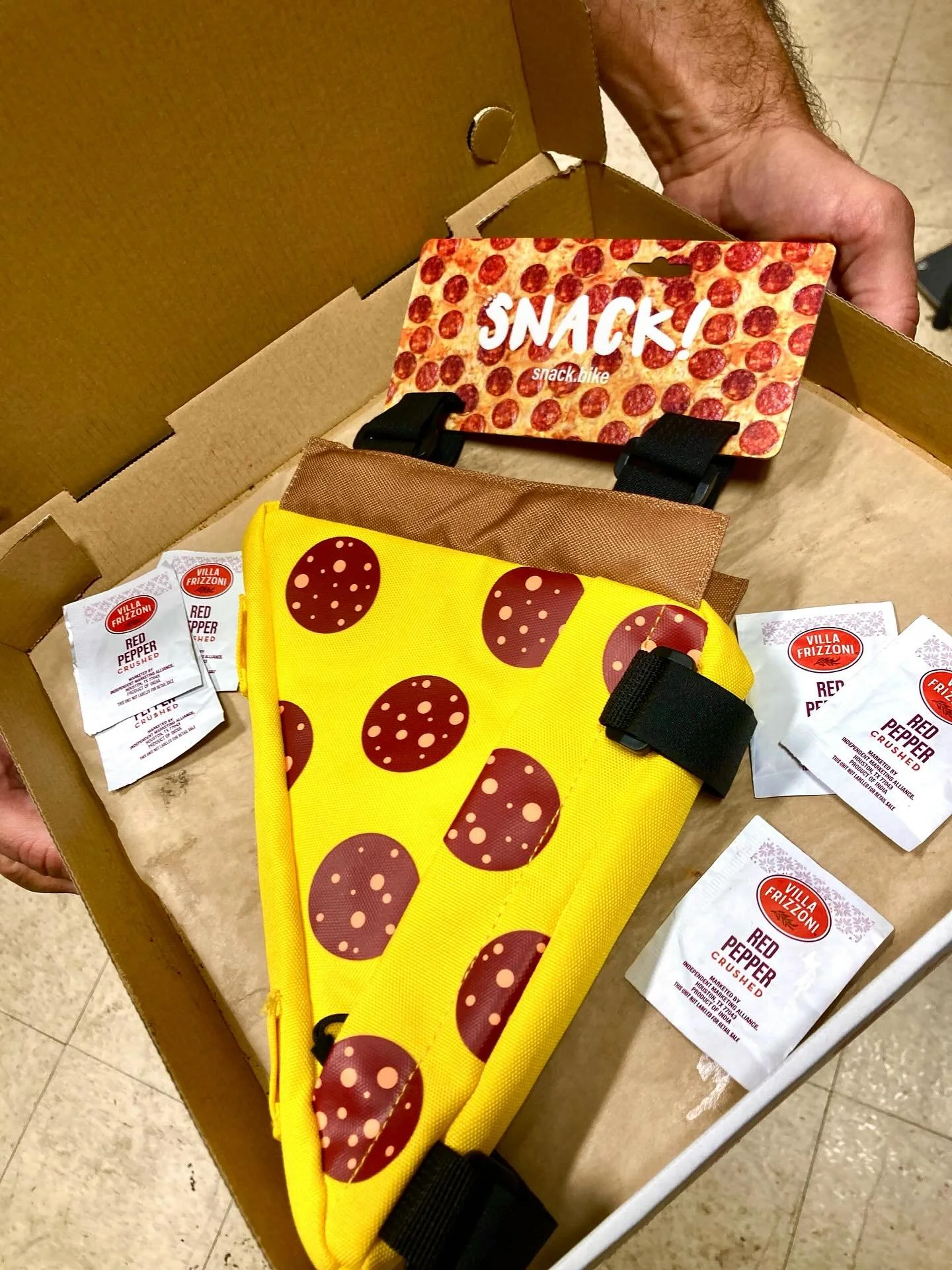 Another SNACK! bag to brighten the void! Fits about three slices of pizza OR tools to fix a flat, riders choice 🤣

*ninja turtle frame not included*