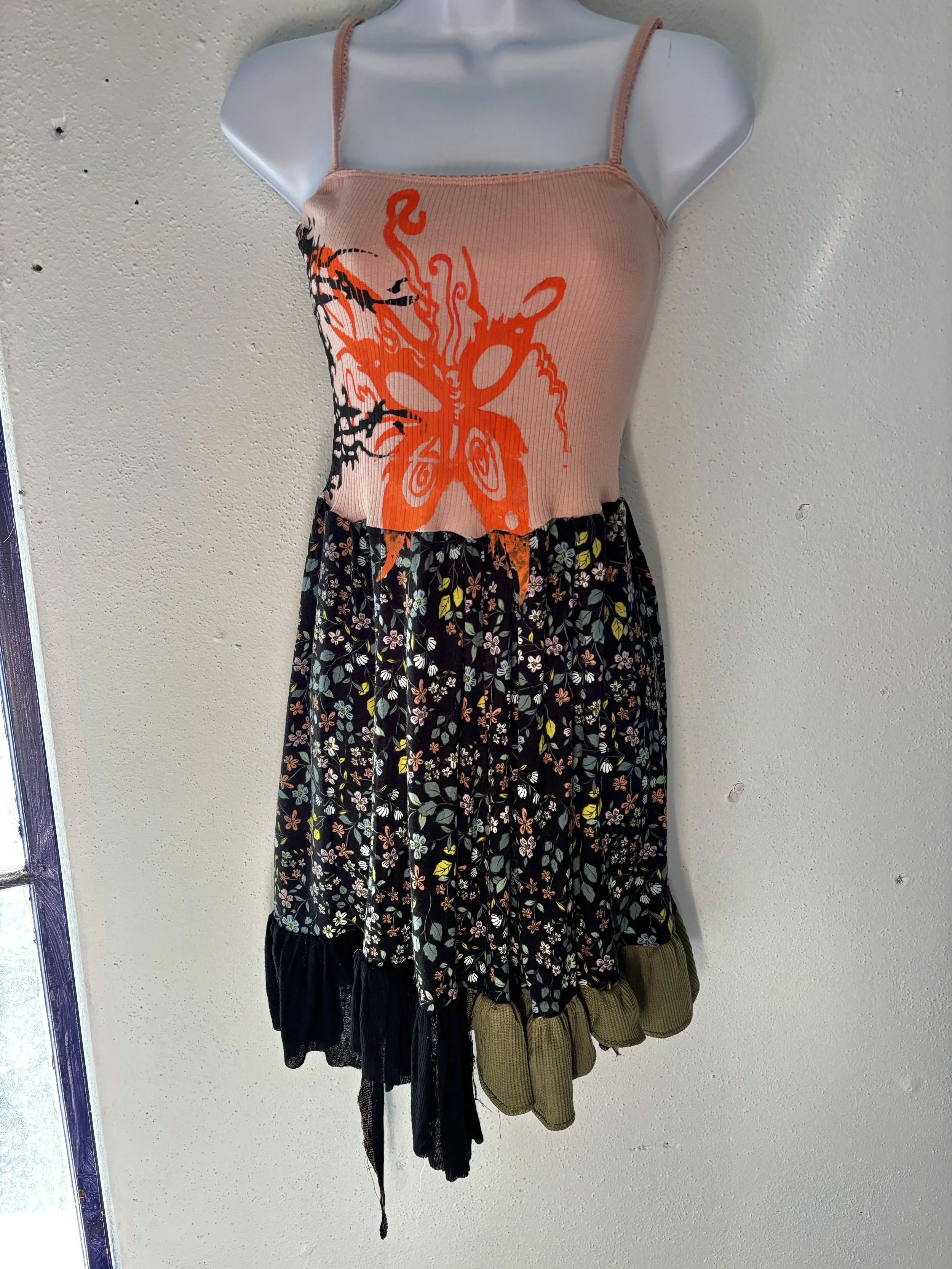 peach/black floral babydoll patchwork mini dress (sz small)