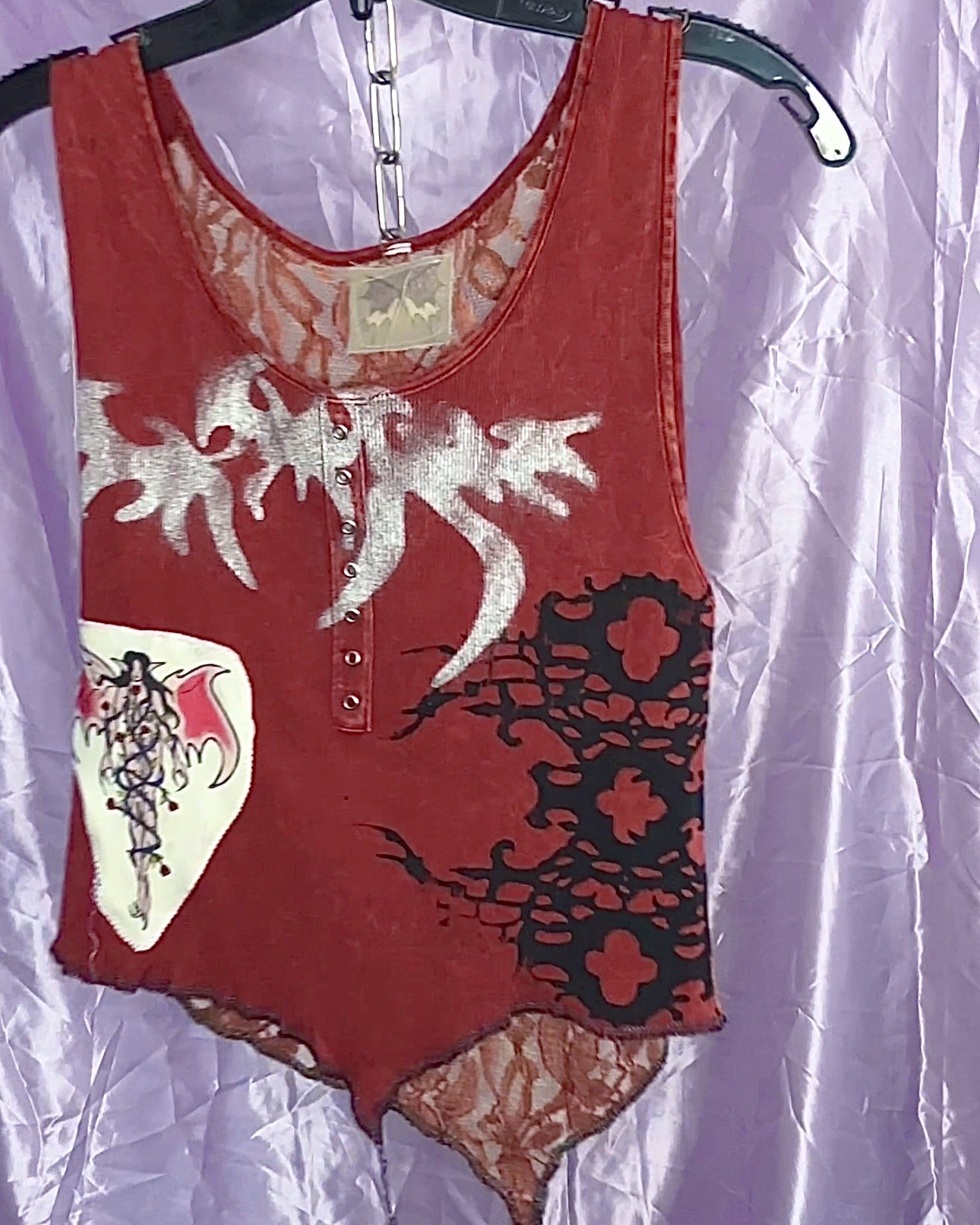red claw fairy printed  tank top (sz medium)