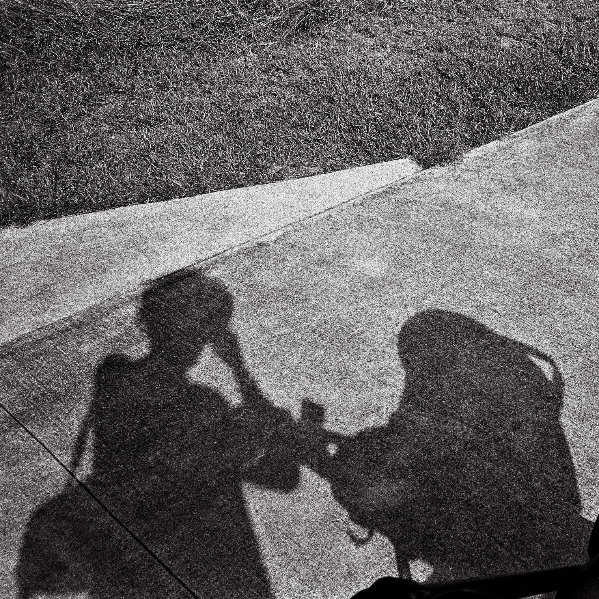 Photographing in Black and White: One Month with Ilford’s HP5 Plus 400 and Delta 3200 35mm Film Stocks