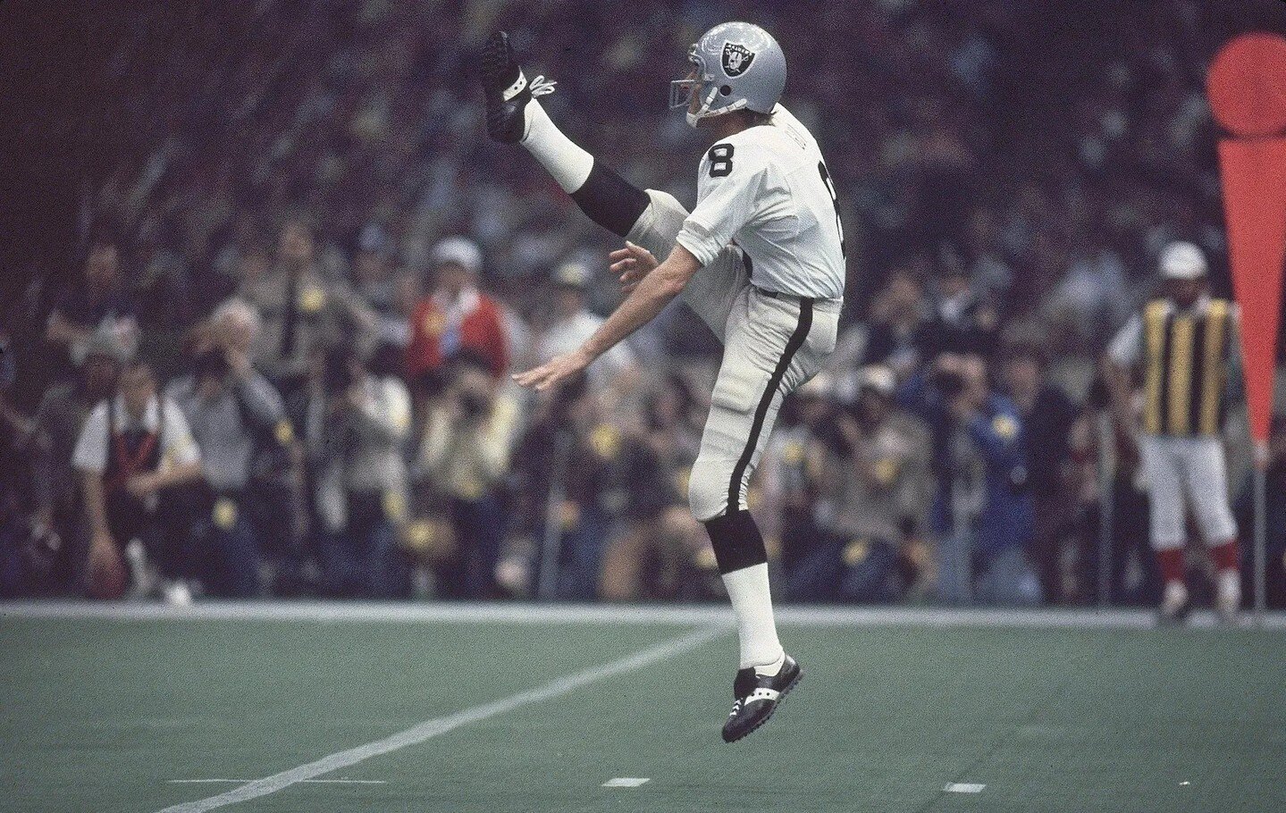 LKMS Salute to Excellence: Ray Guy

Did you know Ray Guy, the first punter ever inducted into the Pro Football Hall of Fame, changed the game forever with his incredible hang time? His punts were so legendary that the NFL began including hang time as