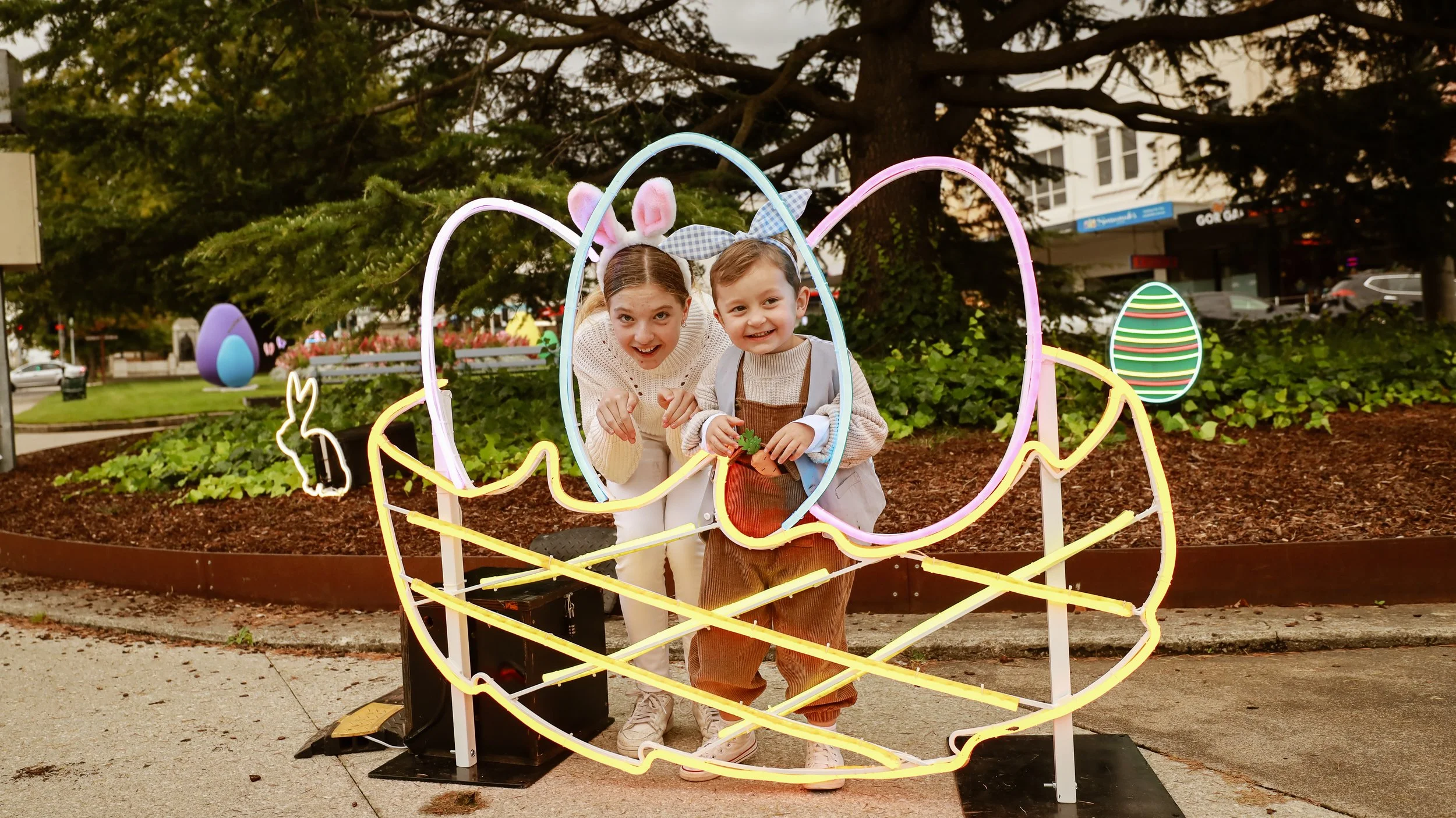 Giant Eggs and Neon Bunnies HR Images-4.jpg