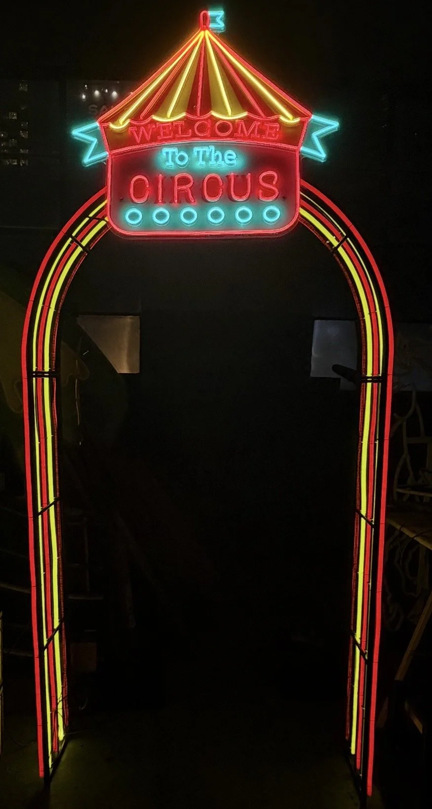 welcome to the circus and arch.jpg