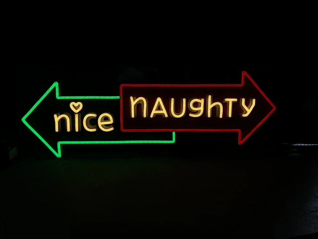 Naughty Or Nice
165x58cm