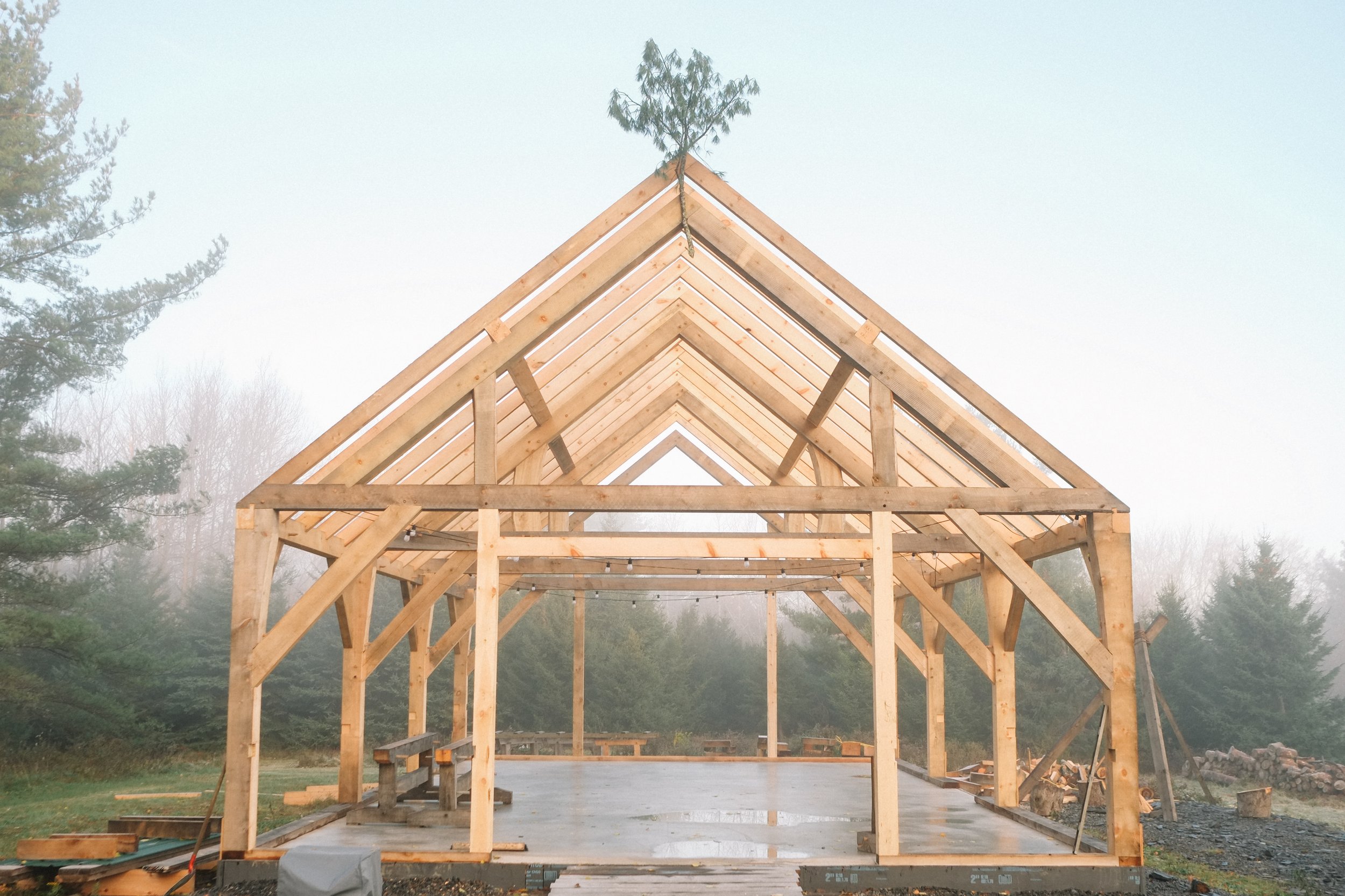24 x 40' three bay English barn. Freshly raised.