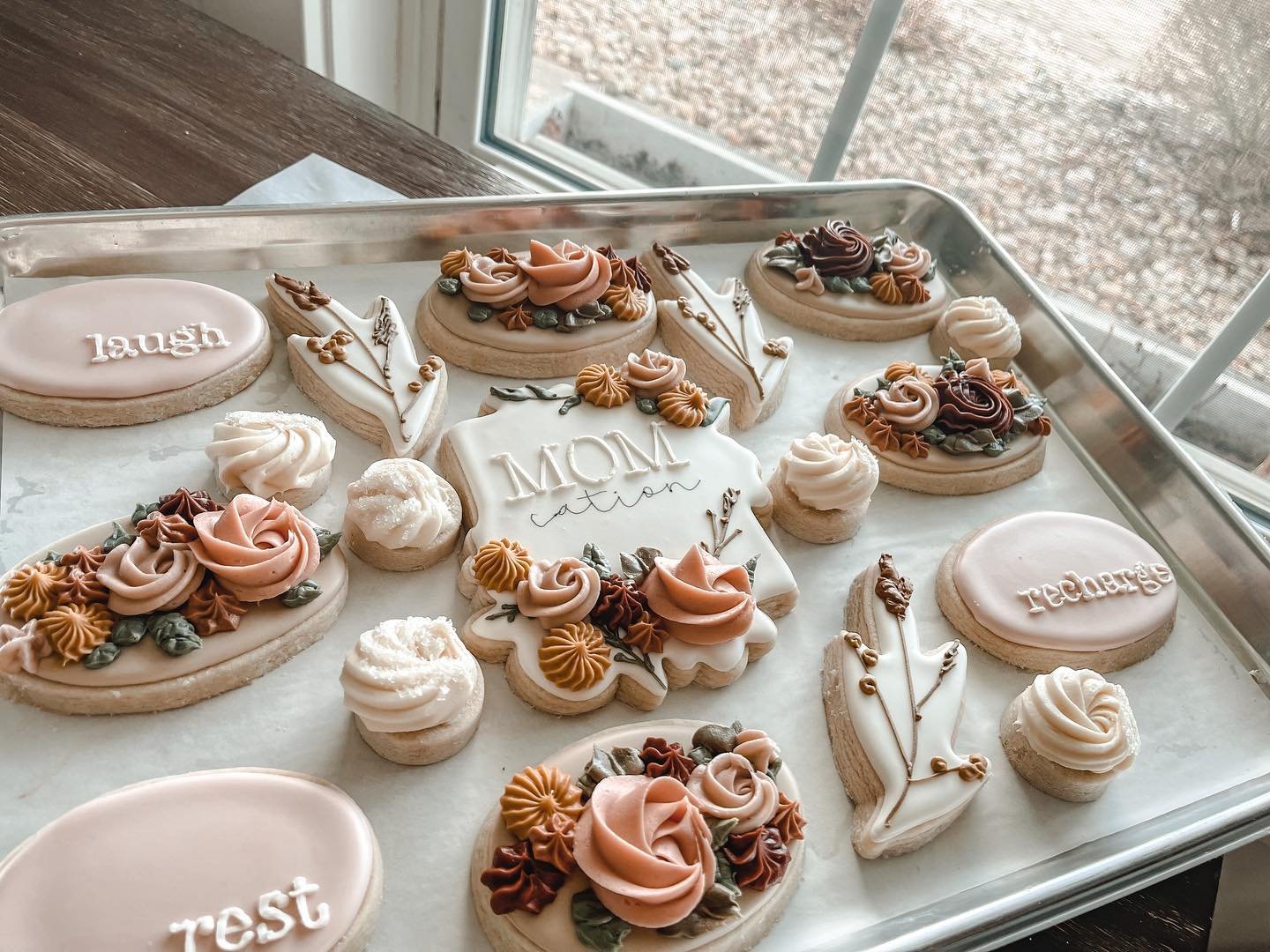 MH_Cookie_Shoppe_Blog_Northern_Kentucky_Special_Occasion_Custom_Cookies_01.jpeg