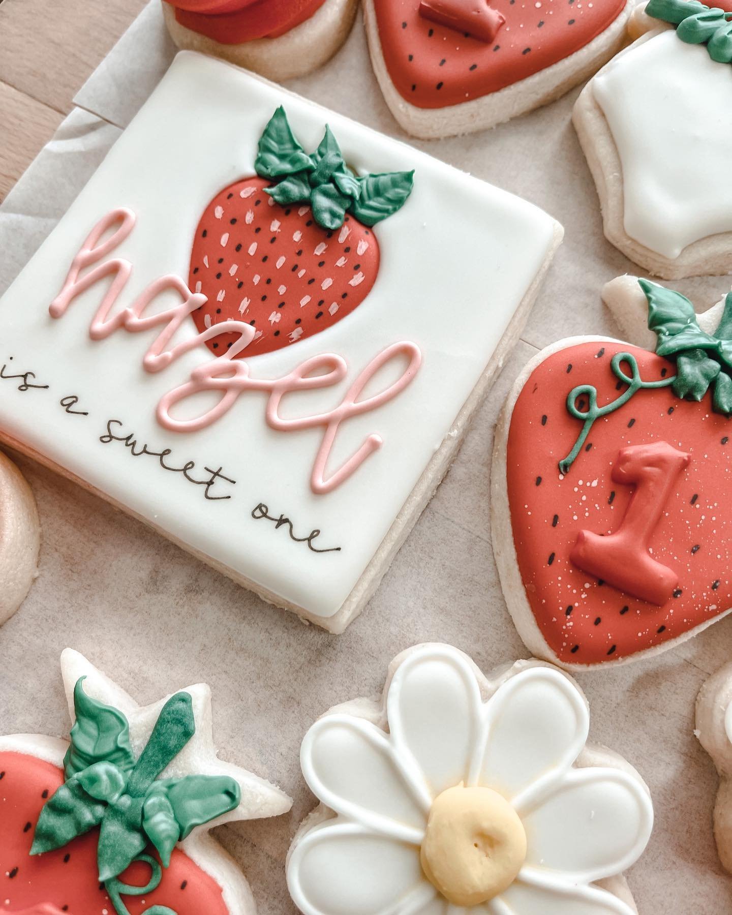 MH-Cookie-Shoppe-First-Birthday-Cookies-Strawberry-Theme-08.jpeg
