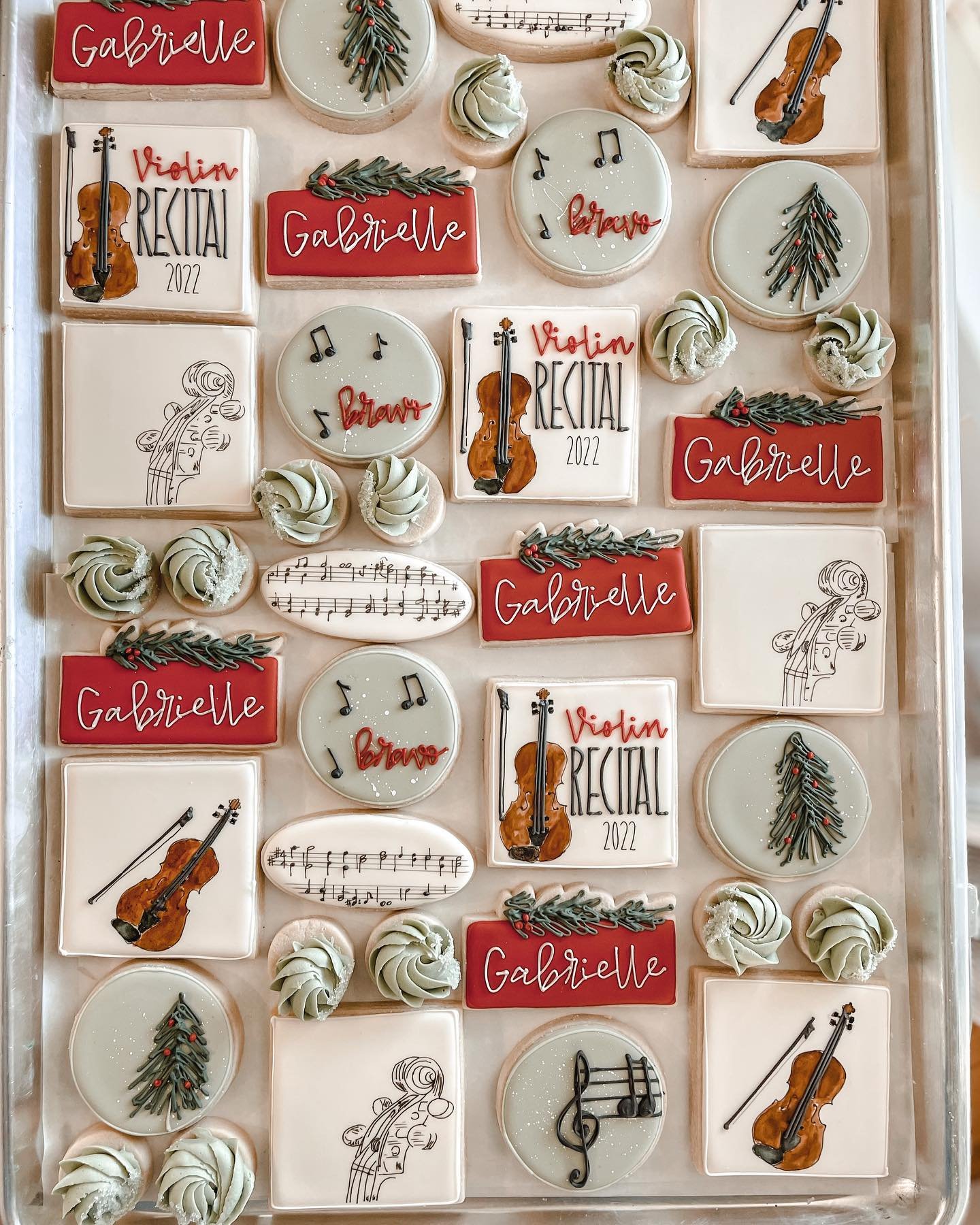 MH-Cookie-Shoppe-Christmas-violin-recital-custom-design-cookies06.jpeg