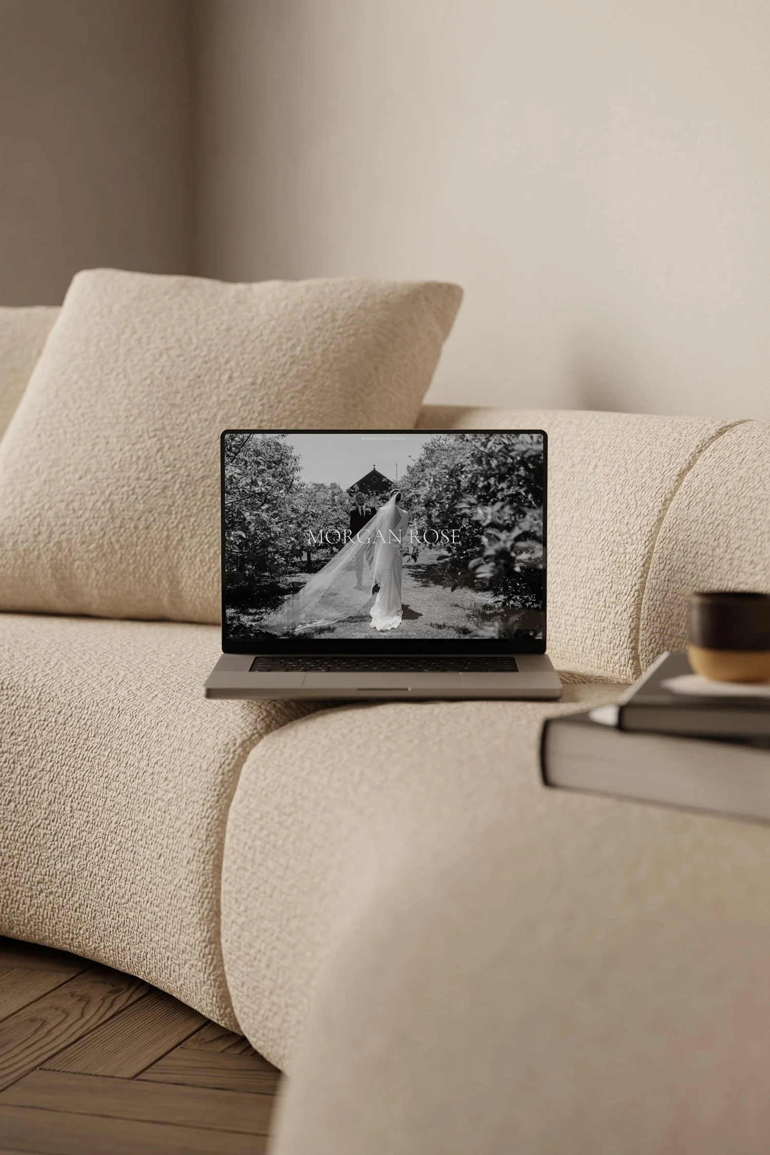 1.Wedding-Guide-Cover-Laptop-D-Cover2.jpg