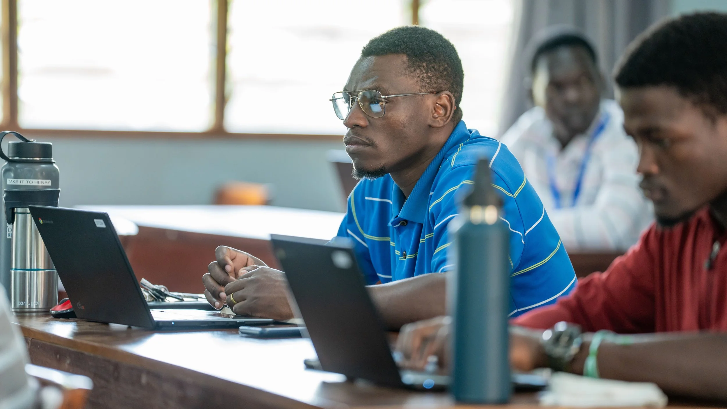 A student attentive during a class