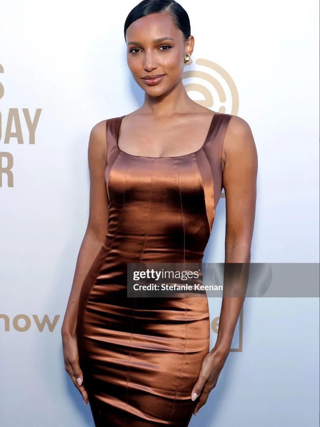 everyone&rsquo;s wearing (or should we say borrowing from) @louvelle.app 

@jastookes
@lauraharrier
@goldenbarbie
@beckypenhos 
@quincyamorgan
@sammy.spice 
@julessfoxx 
@stretchnfetch 
@elysiaberman