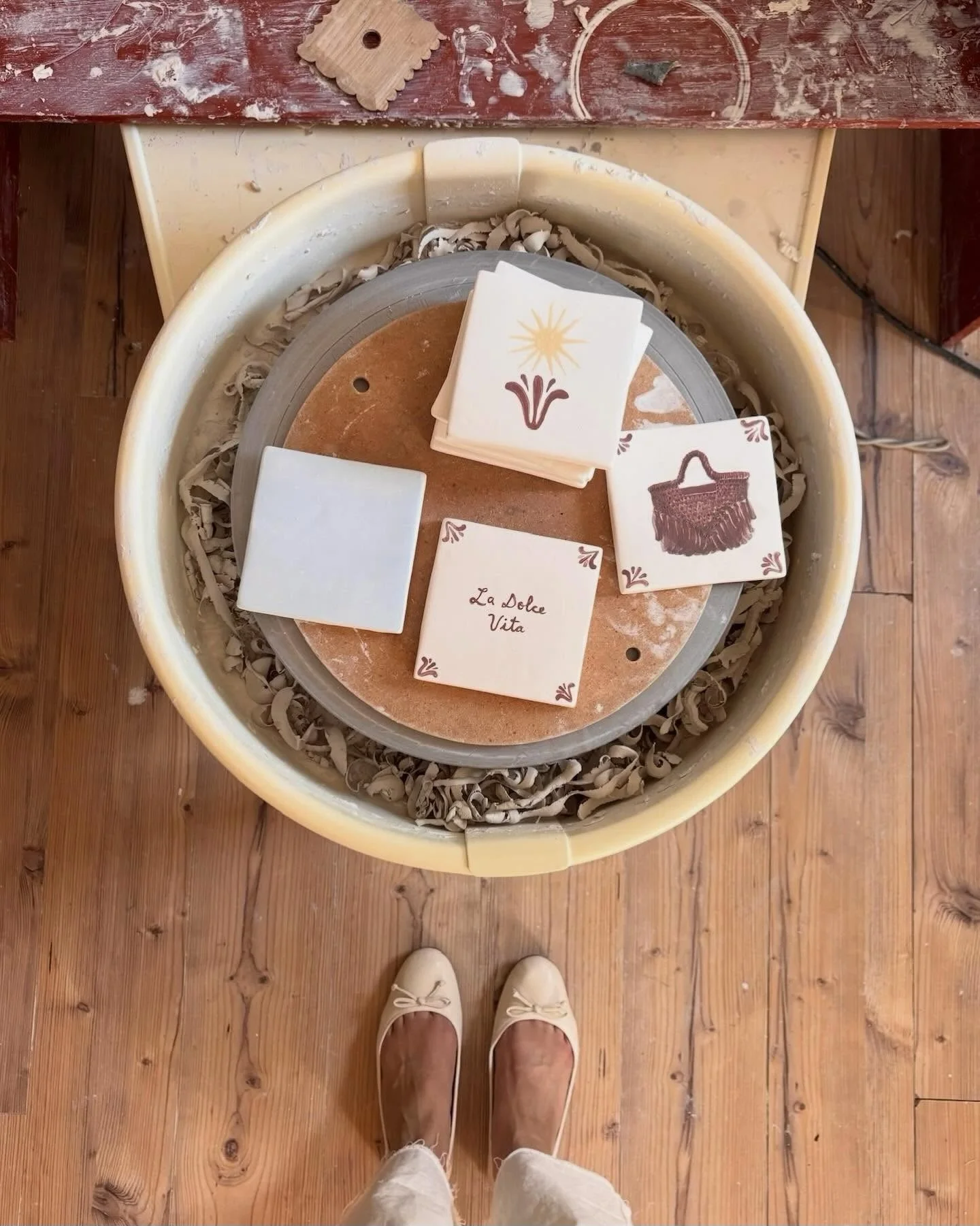 Dolce Vita Is Rewriting What &ldquo;Community&rdquo; Means Through Women, Art, and Intimate Cultural Gatherings.

At a time when fashion is still largely defined by launches, campaigns, and moments built for visibility, Dolce Vita is building somethi