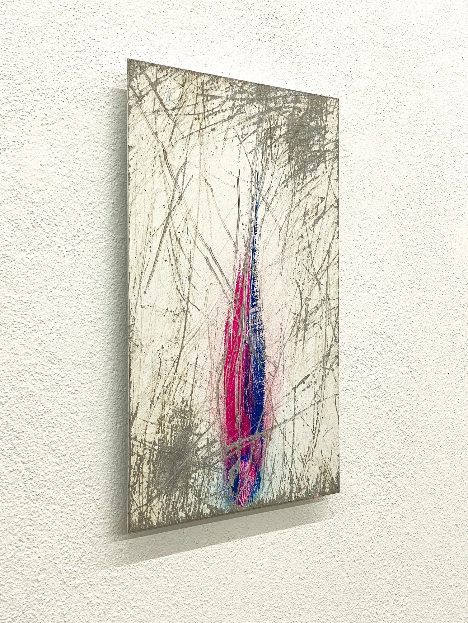 Ephemeral, 2020  
Enamel paint on aluminium  
45 x 30 cm