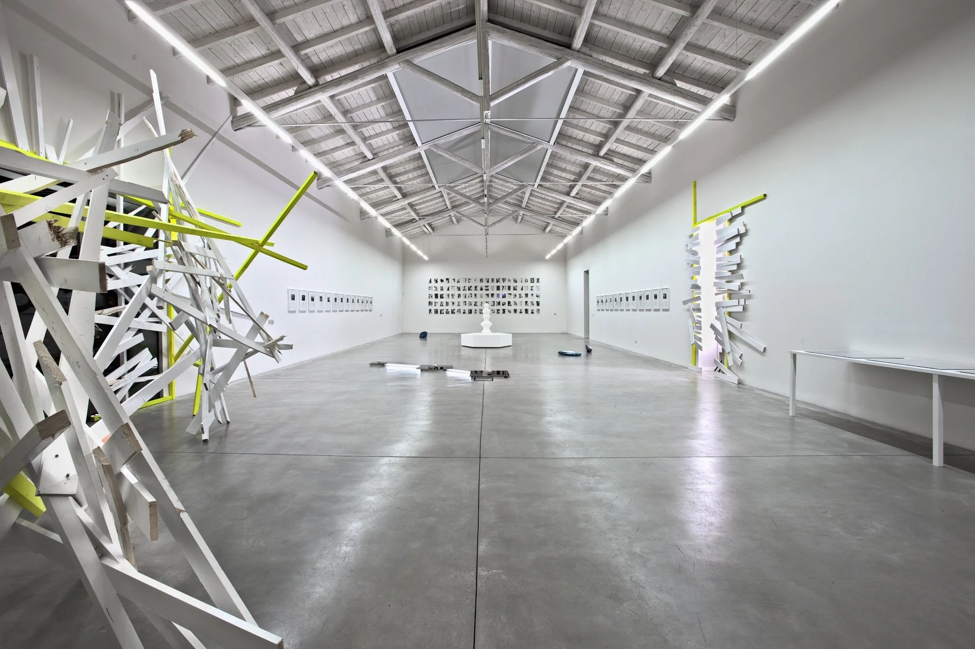No shelter, 2014  
Acrylics and enamel paint on wood  
Dimensions variable  
Galleria Enrico Astuni, Bologna, IT