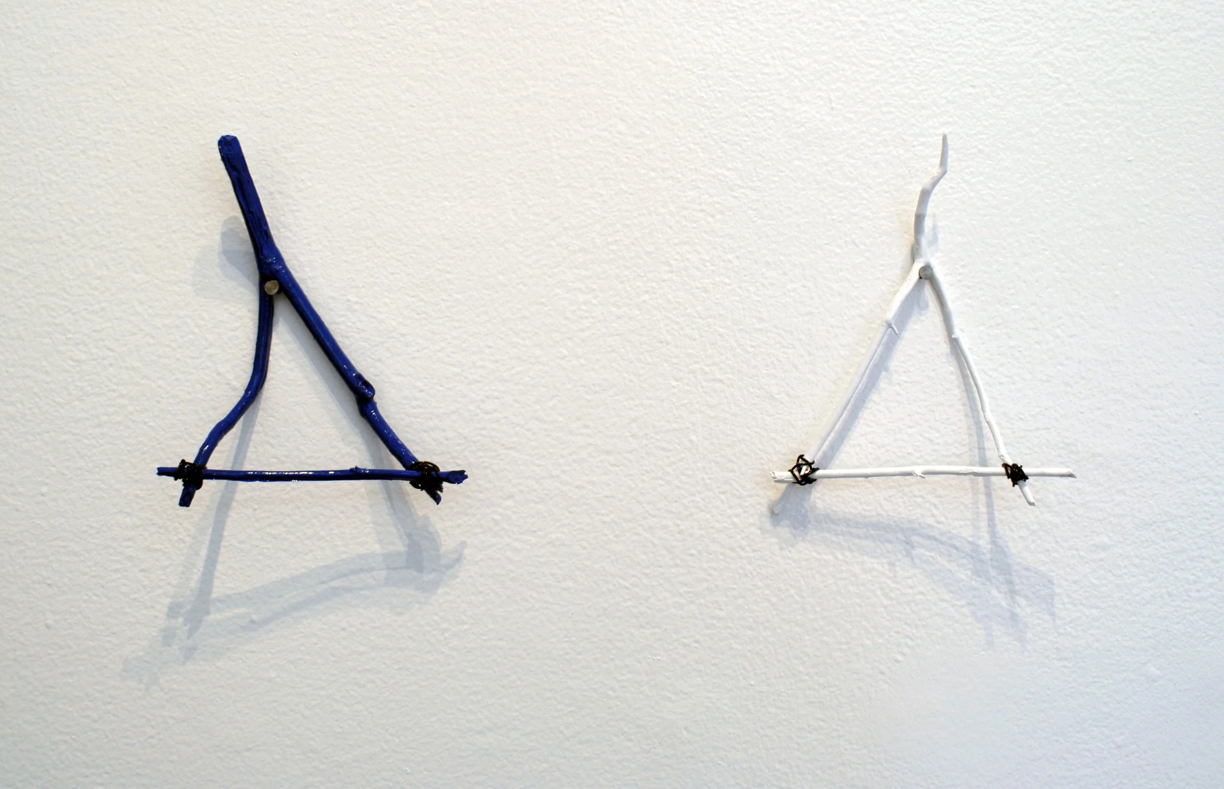 Repetitive forms (to and from Blinky Palermo), 2006/2007  
Enamel paint on wood, wire  
In 2-parts, each app. 17 x 13.5 cm