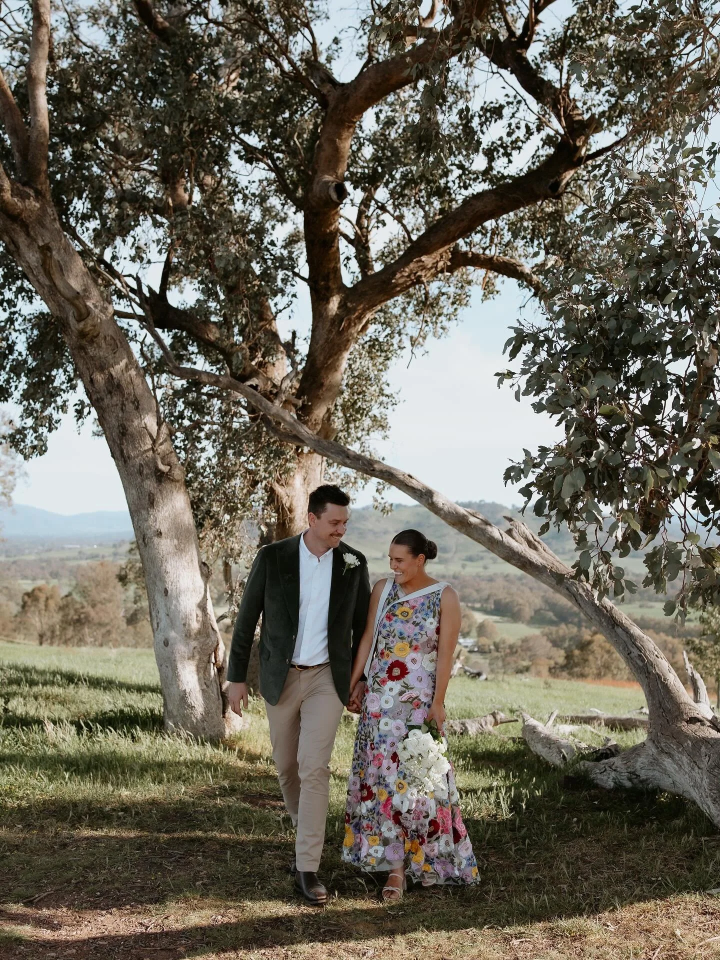 Molly &amp; Brad 🤍

My sister married her best friend yesterday and I couldn&rsquo;t be happier for them. 

Molly and Brad exchanged (phenomenal) vows and rings in front of their immediate family and their precious daughter, Olive, at the top of Eas