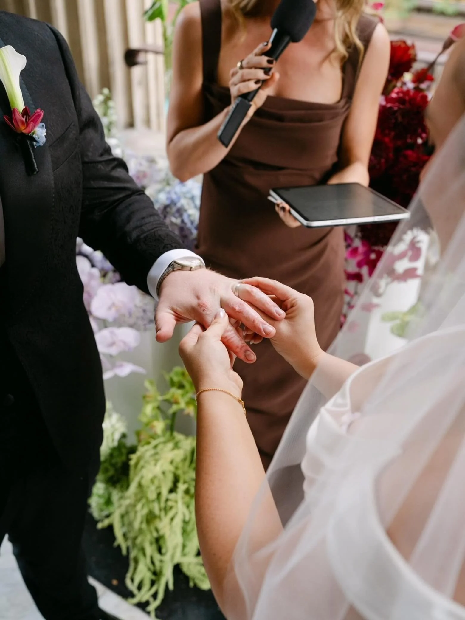 Mood: sentimental 

Today is my last wedding for the 2025/26 szn before heading to Europe for some Lake Como wedding magic! See some of you there 🤍

Photo by @weddingswithnick 
Florals by @birdefloraldesign