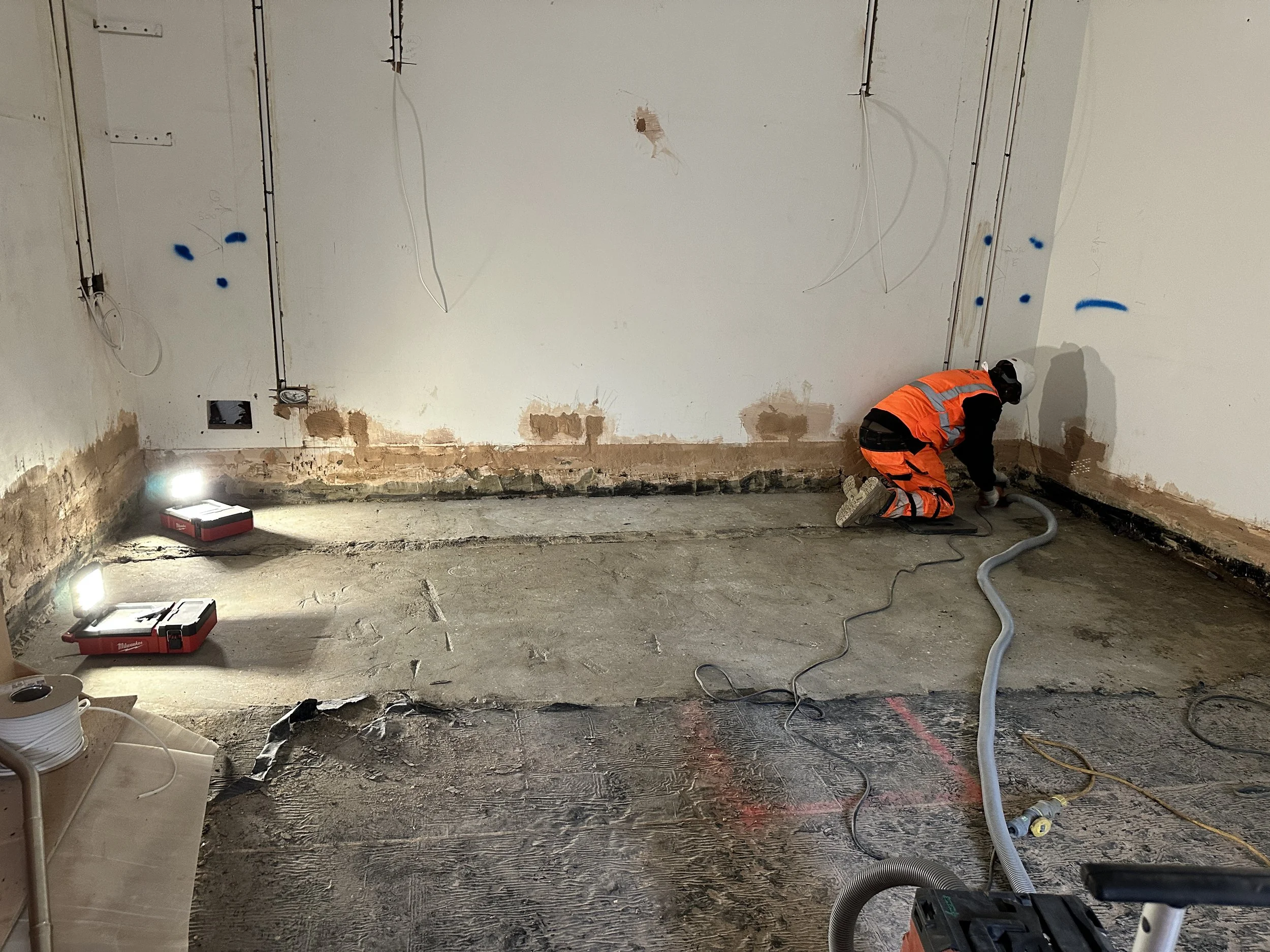 05-floor-surface-progress.jpg