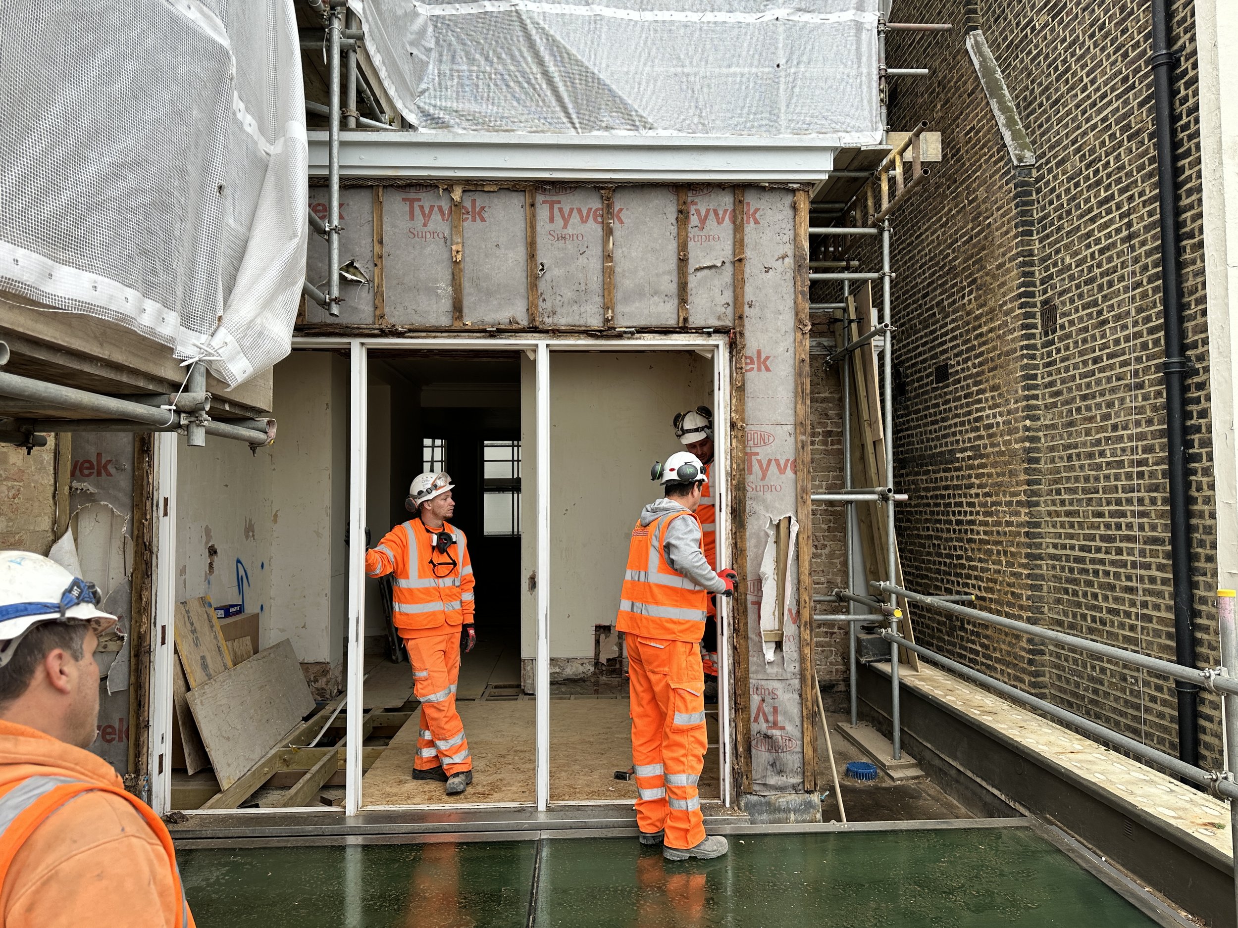 10-scaffold-workforce.jpg