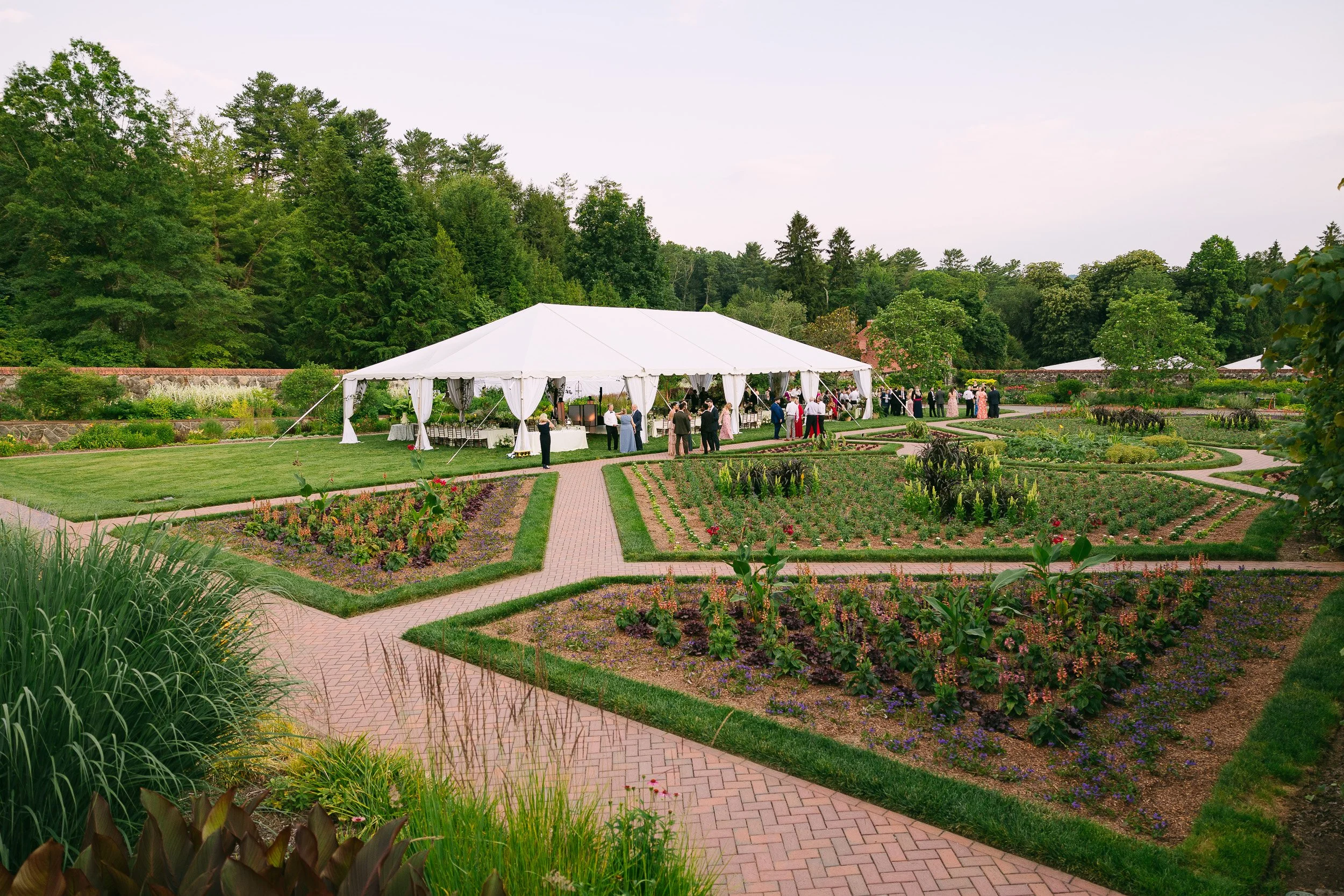 JeremyRussell-Biltmore-Wedding-Asheville-240615-071.jpg