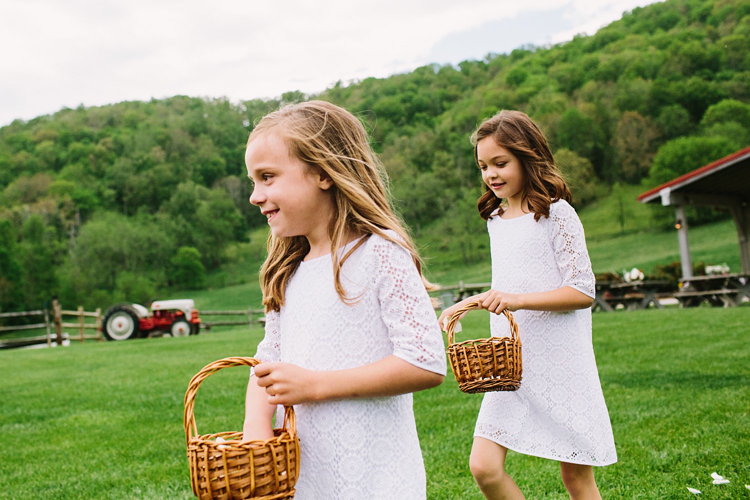 jeremy-russell-claxton-farm-wedding-1405-16.jpg