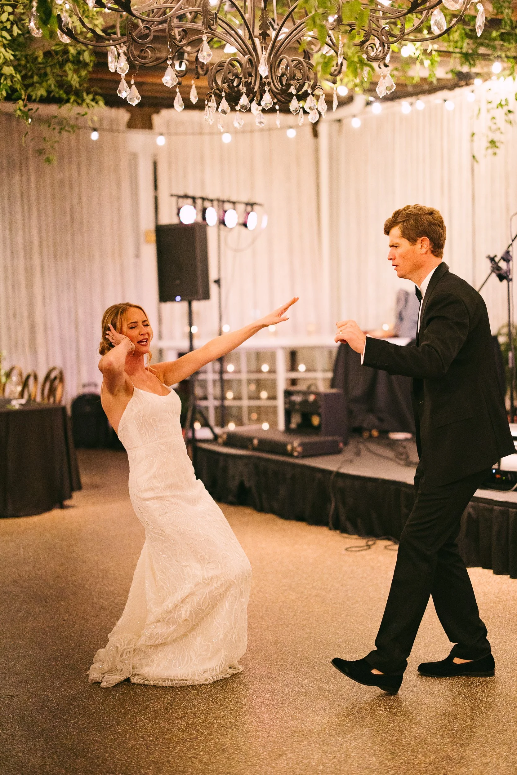 JeremyRussell-The-Venue-Wedding-Asheville-221105-79.jpg