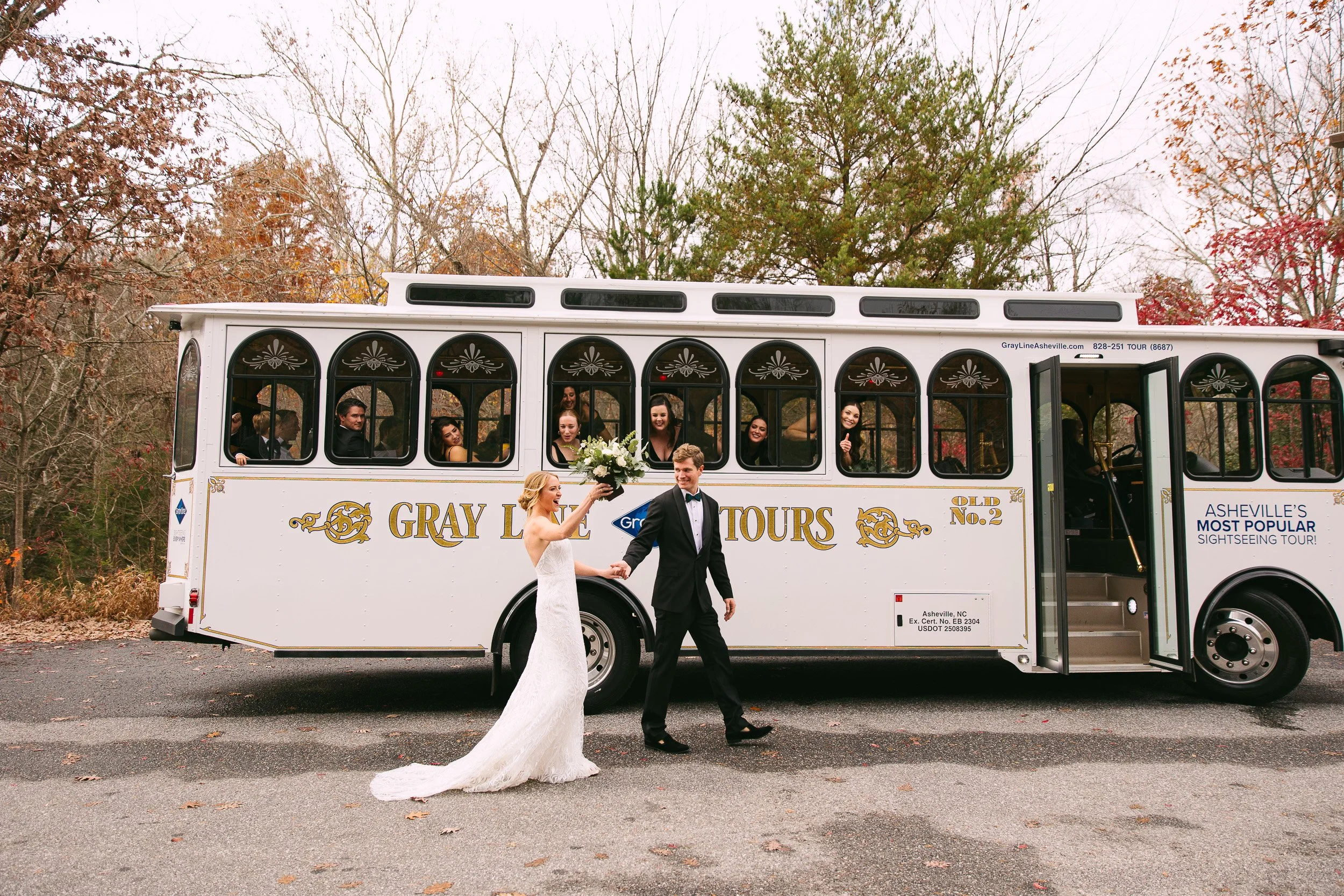 JeremyRussell-The-Venue-Wedding-Asheville-221105-40.jpg