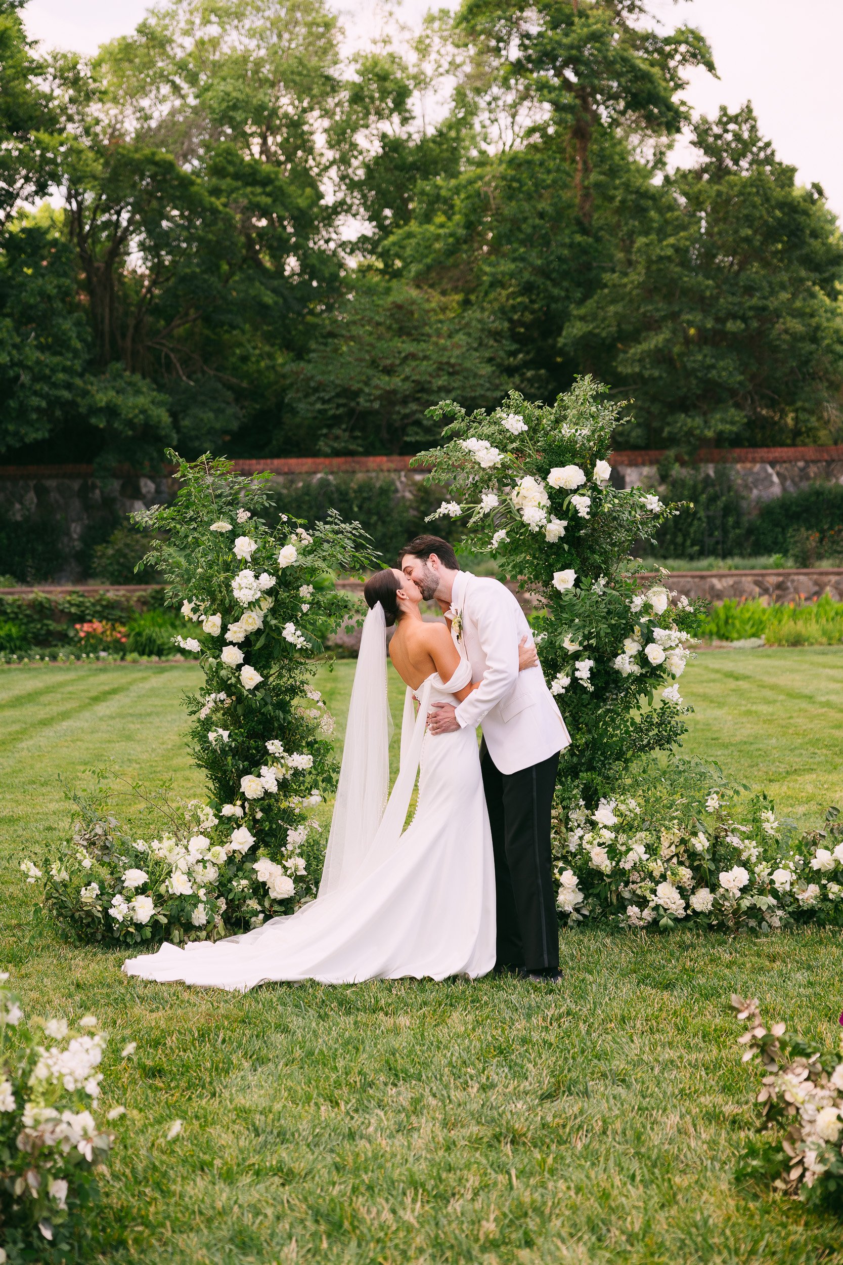 JeremyRussell-Biltmore-Wedding-Asheville-240615-059.jpg