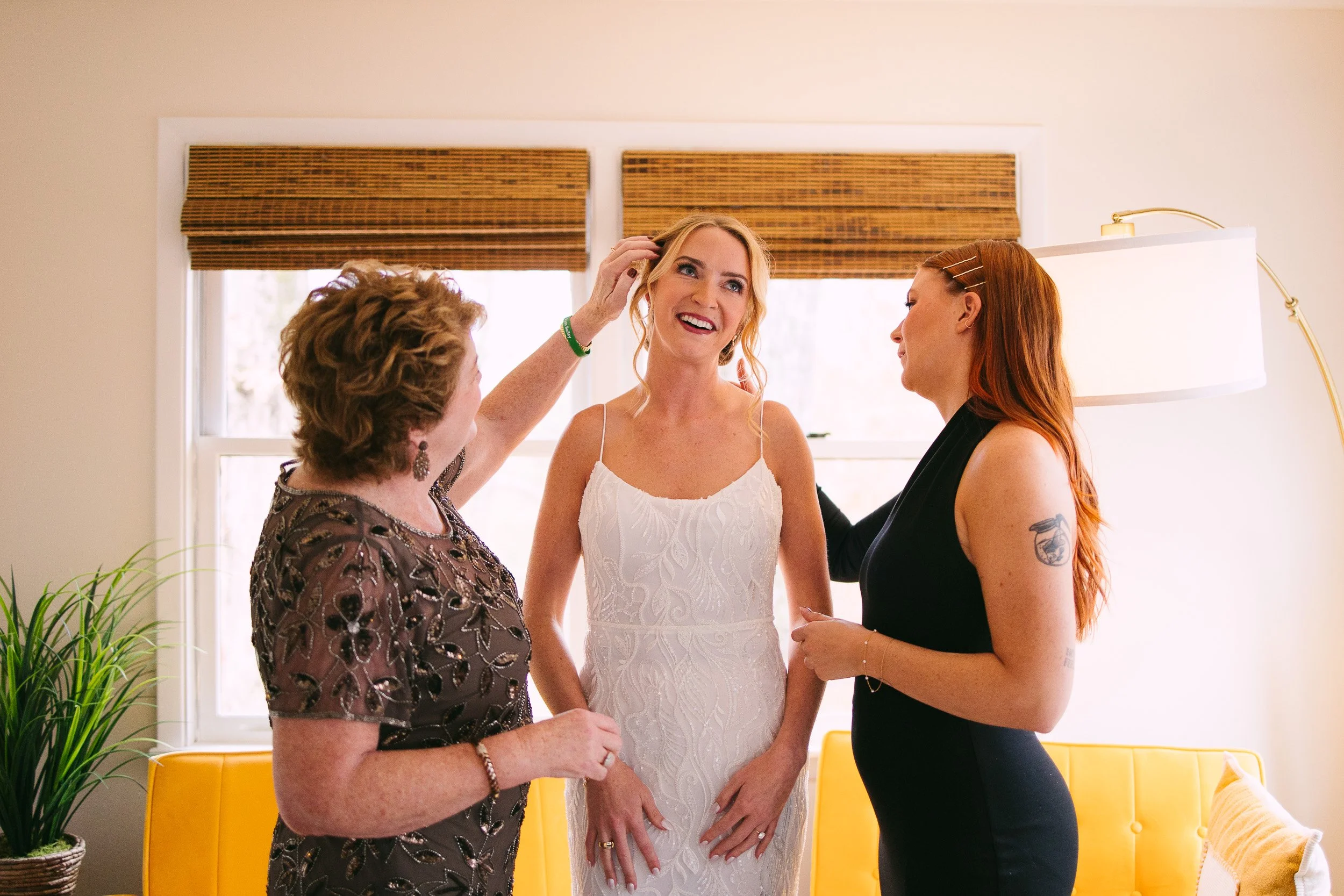 JeremyRussell-The-Venue-Wedding-Asheville-221105-11.jpg