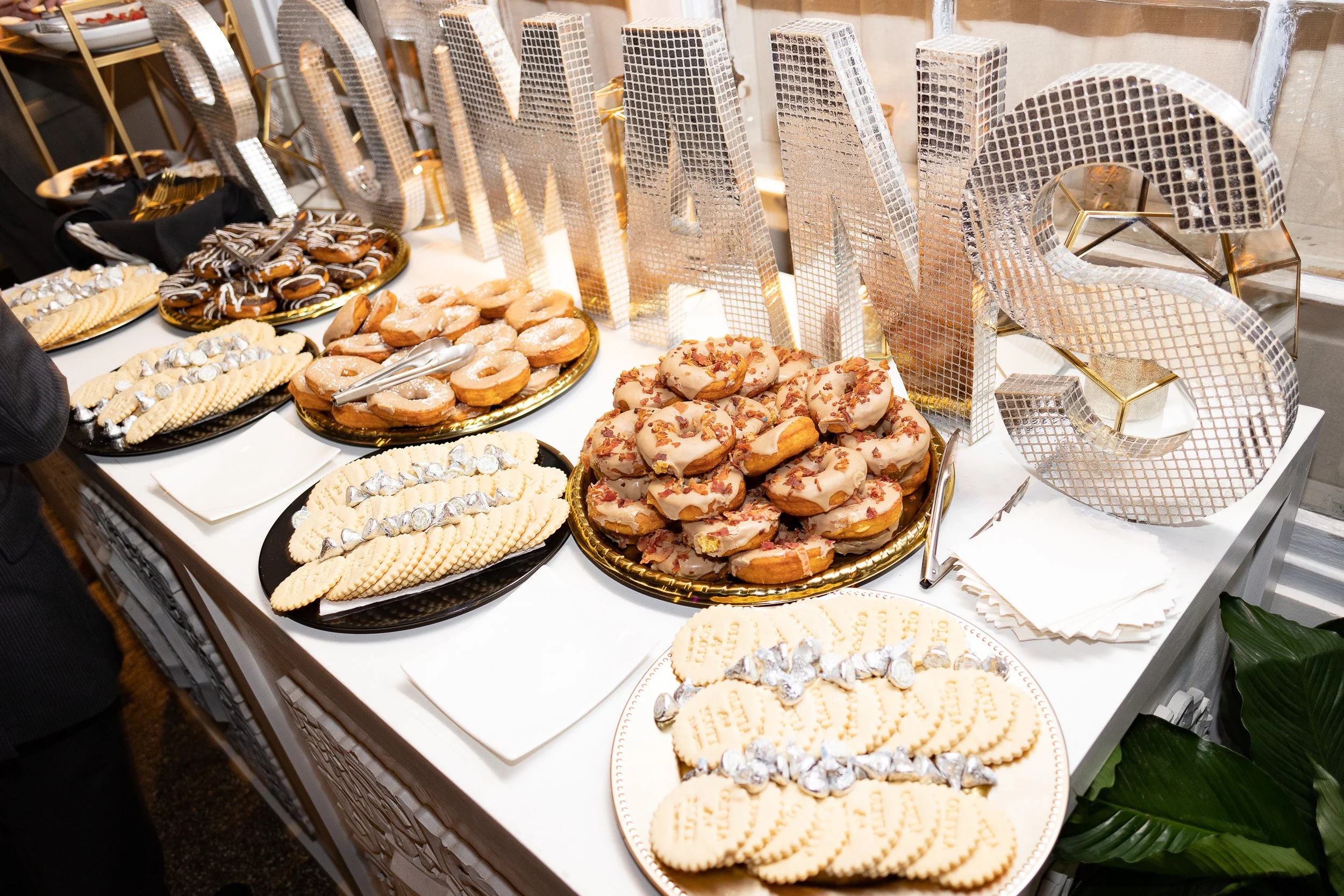 JeremyRussell-The-Venue-Wedding-Asheville-221105-73.jpg