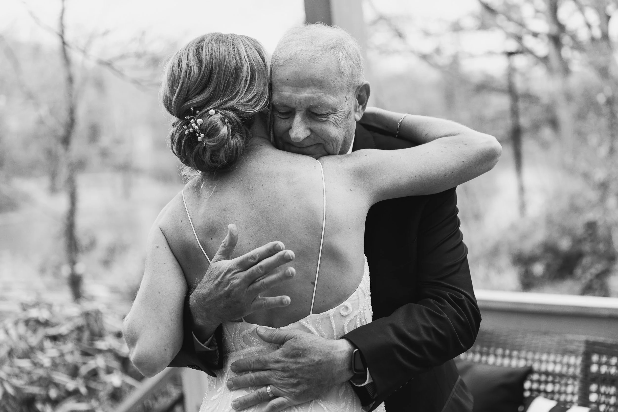 JeremyRussell-The-Venue-Wedding-Asheville-221105-14.jpg