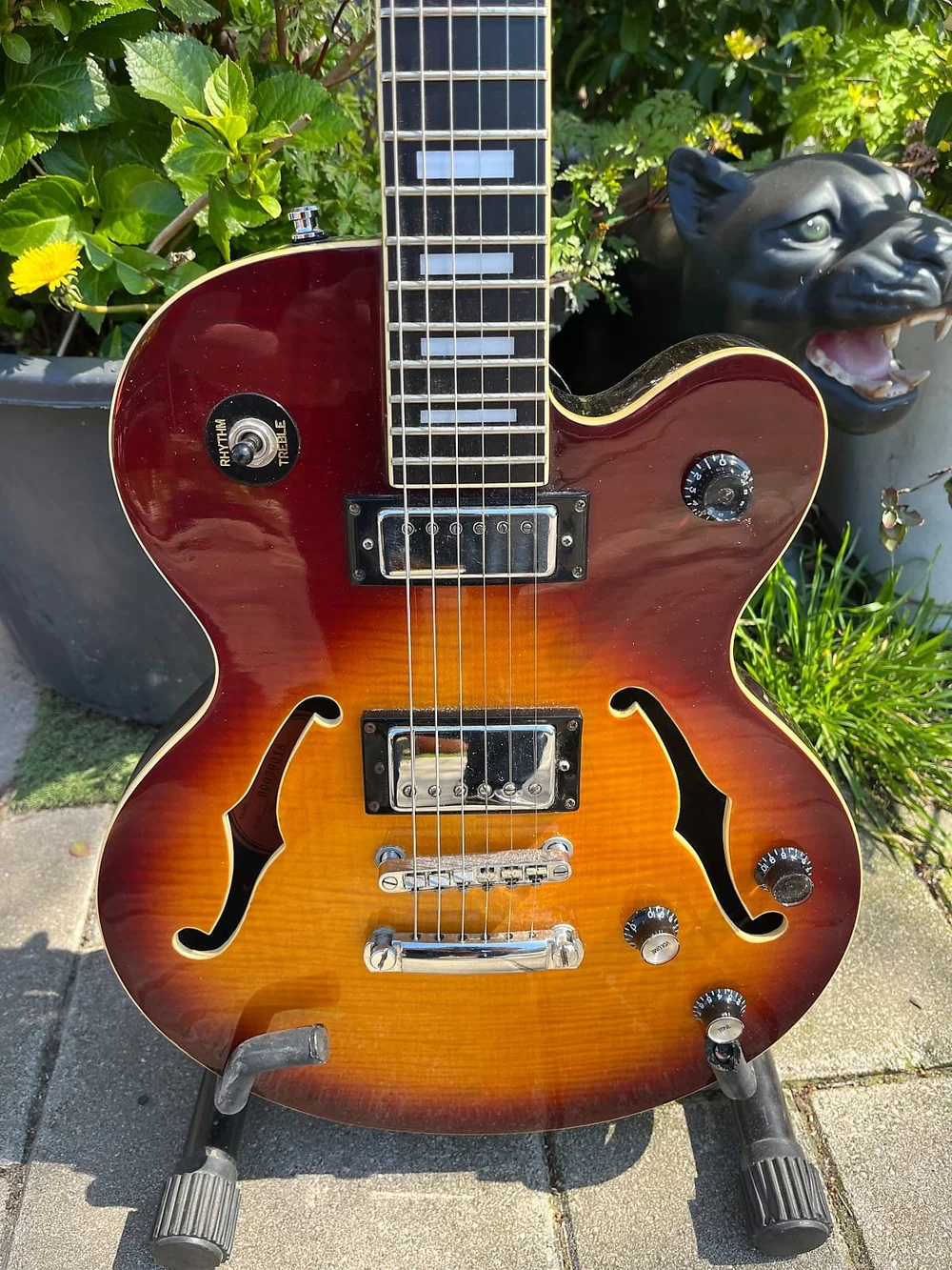Epiphone Alleykat - Sunburst — De Plug